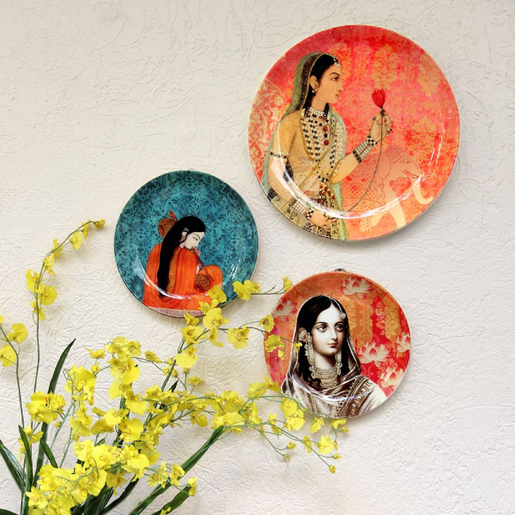 Aisha Sultan wall plate - 7791