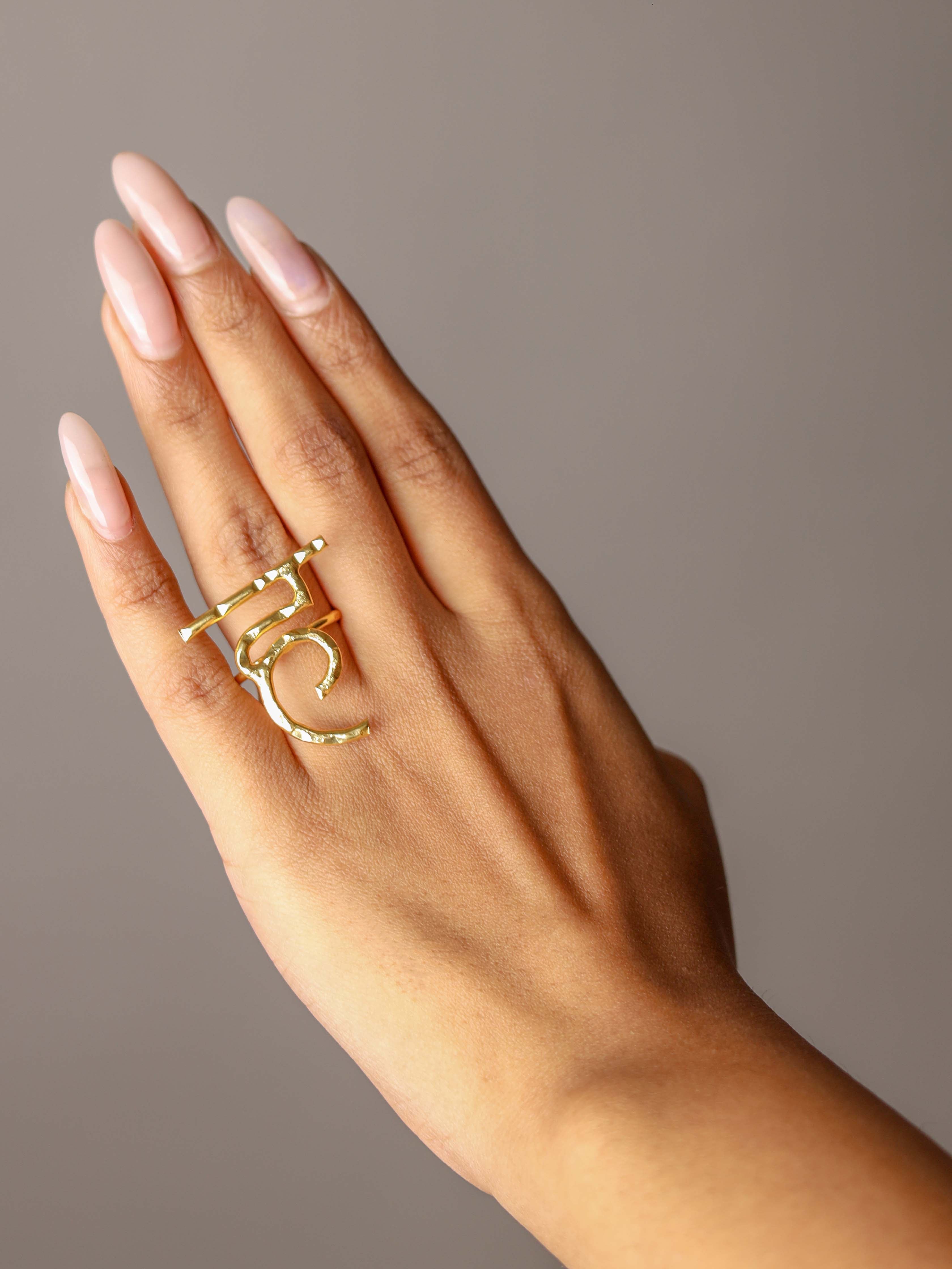 Women's Akshar Ring Har1 - Zurii Jewels