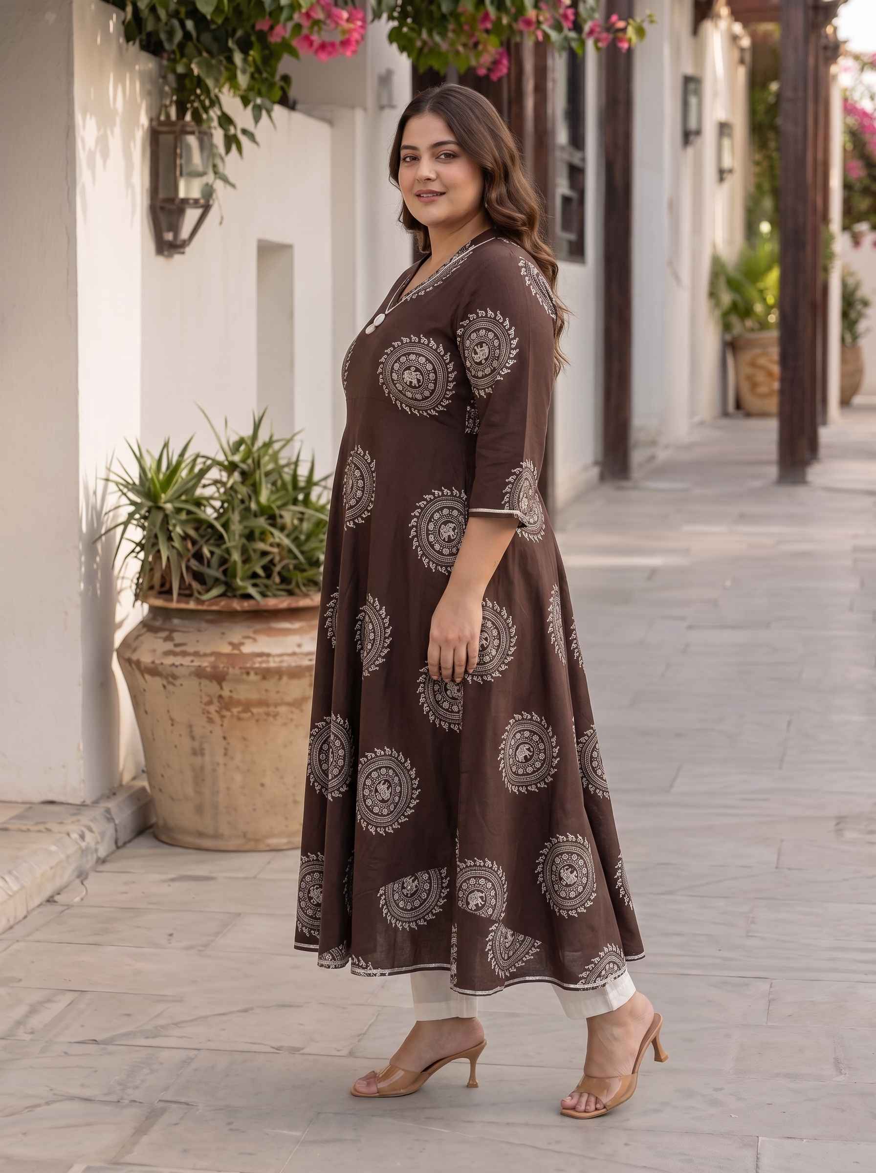 Color_Brown