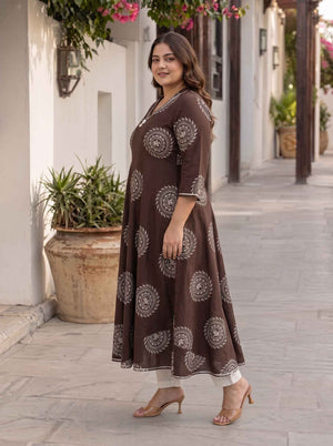 Color_Brown