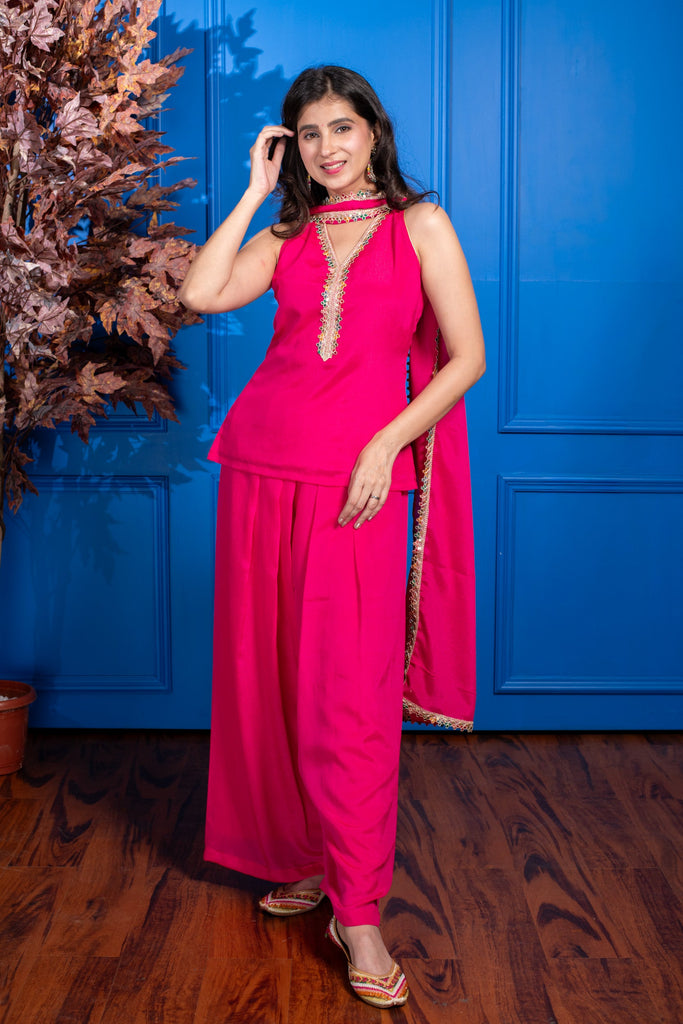 Women's Pink Short Kurta With Pleated Pants