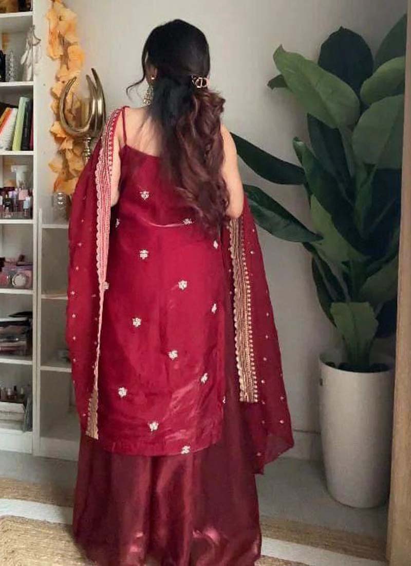 Color_Maroon