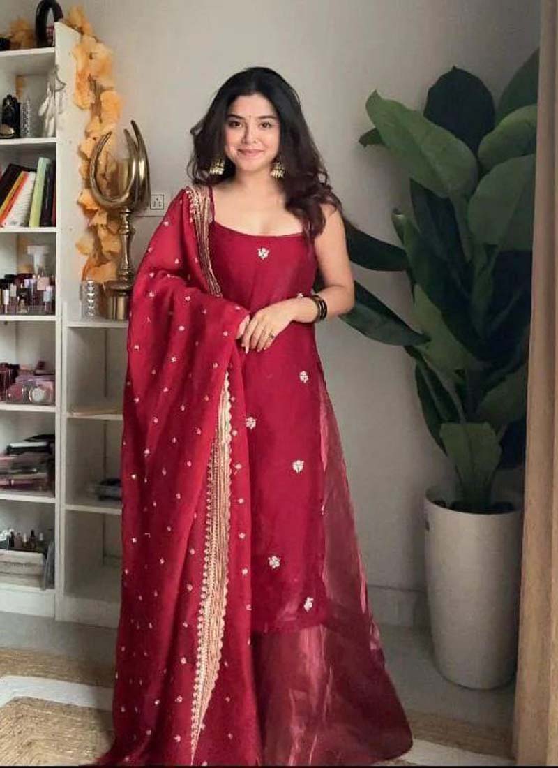 Color_Maroon