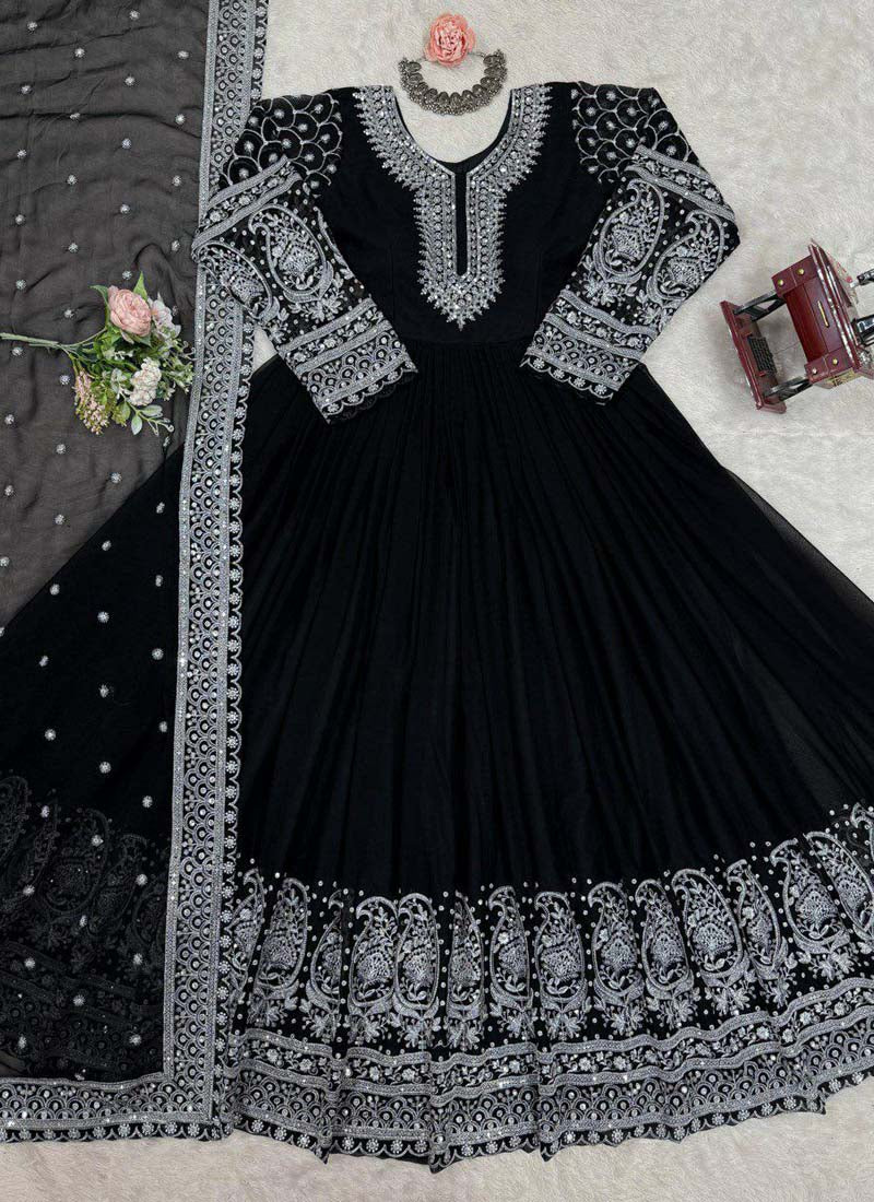 Color_Black