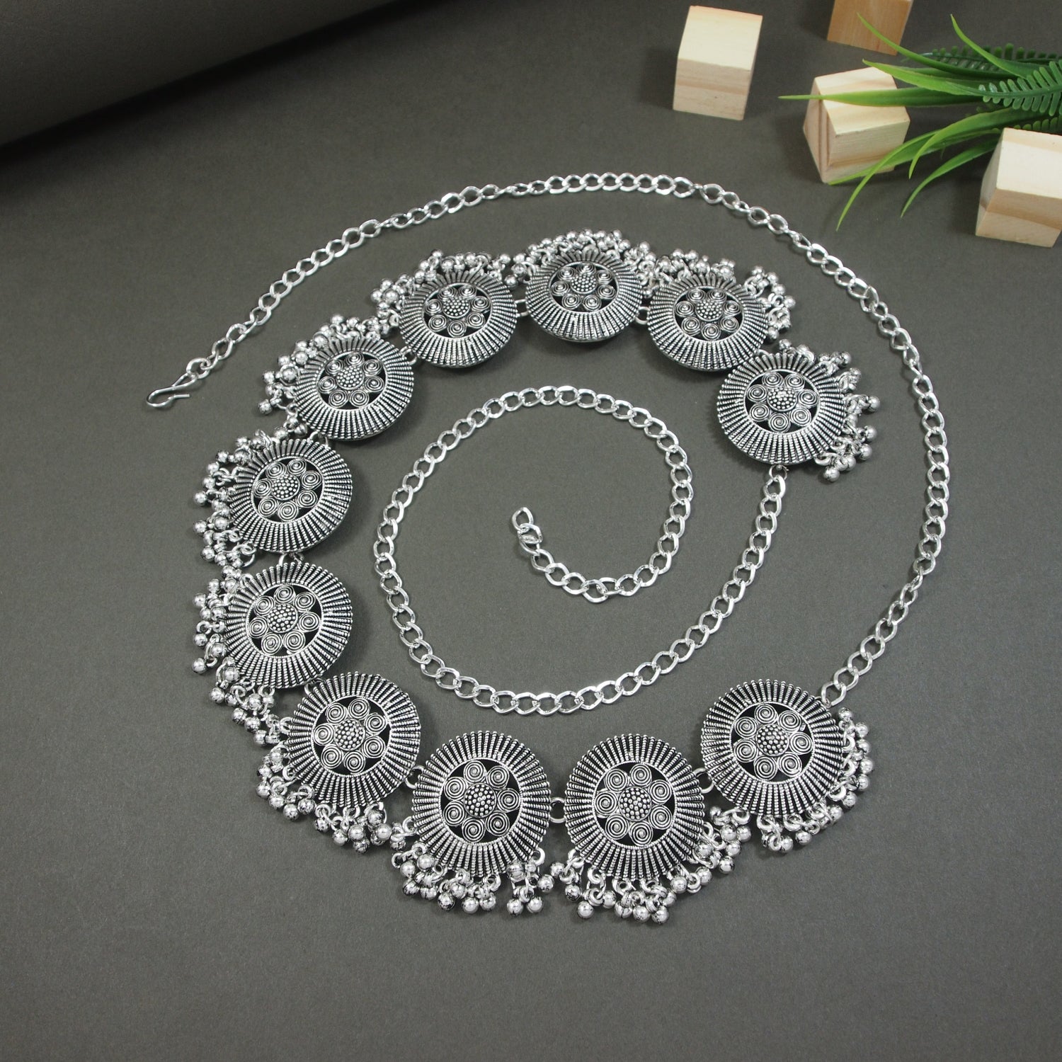 Color_Silver