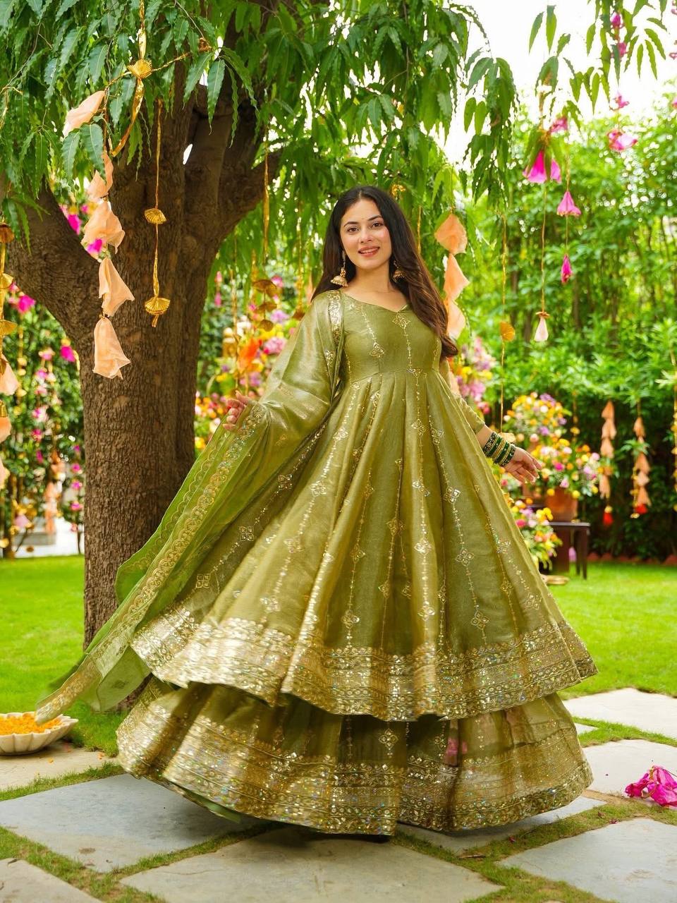 Women's Olive Silk Embroidery Anarkali Set Green / M | Trendia Global Women's Olive Silk Embroidery Anarkali Set Green / M | Trendia Global