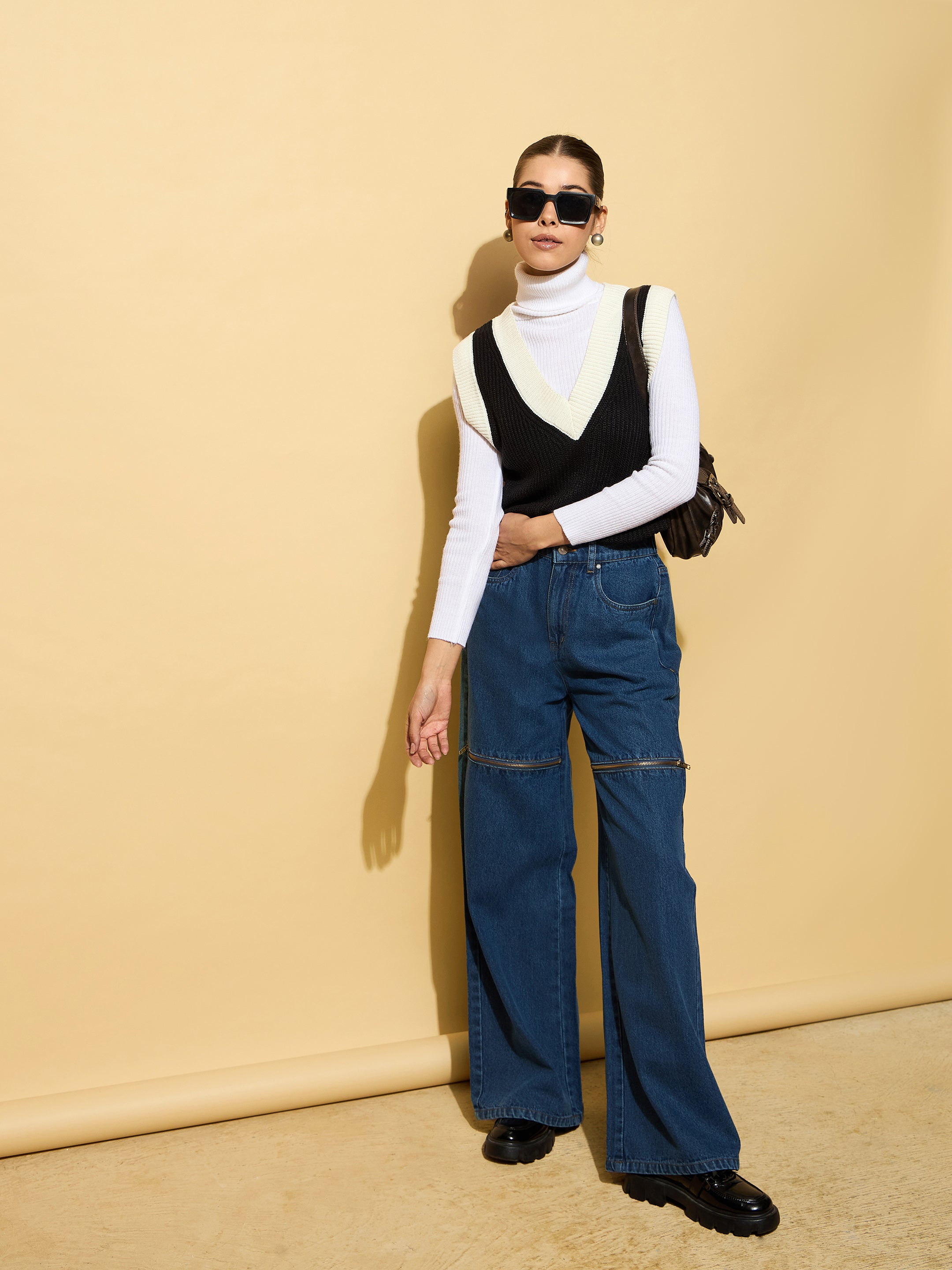 Women's Blue Zipper Design Baggy Jeans