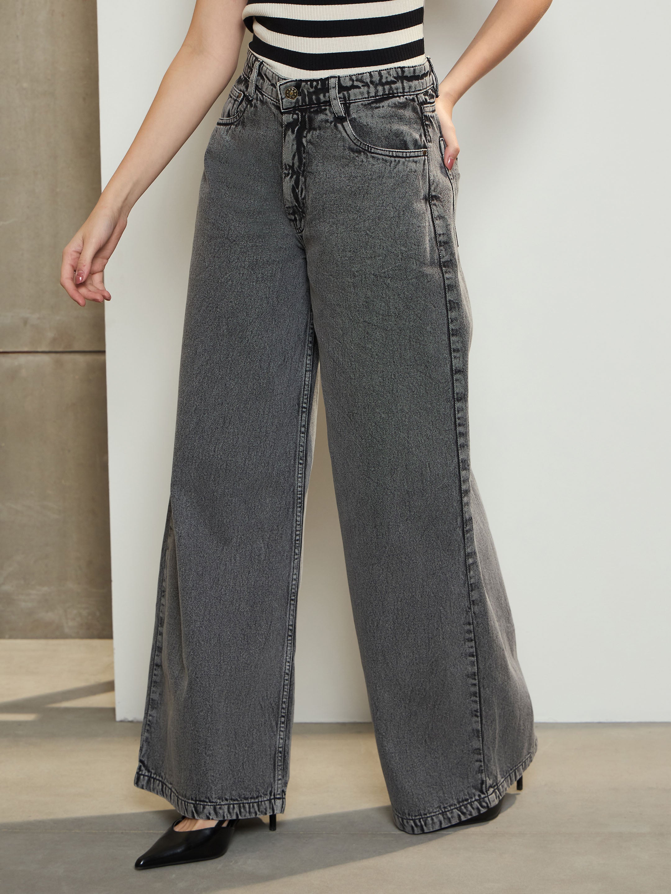 Women's Grey Low Waist Wide Leg Jeans