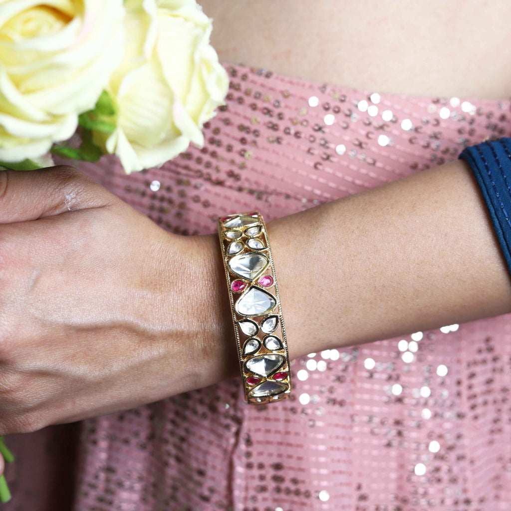 Women's Golden Brass Openable Bangles