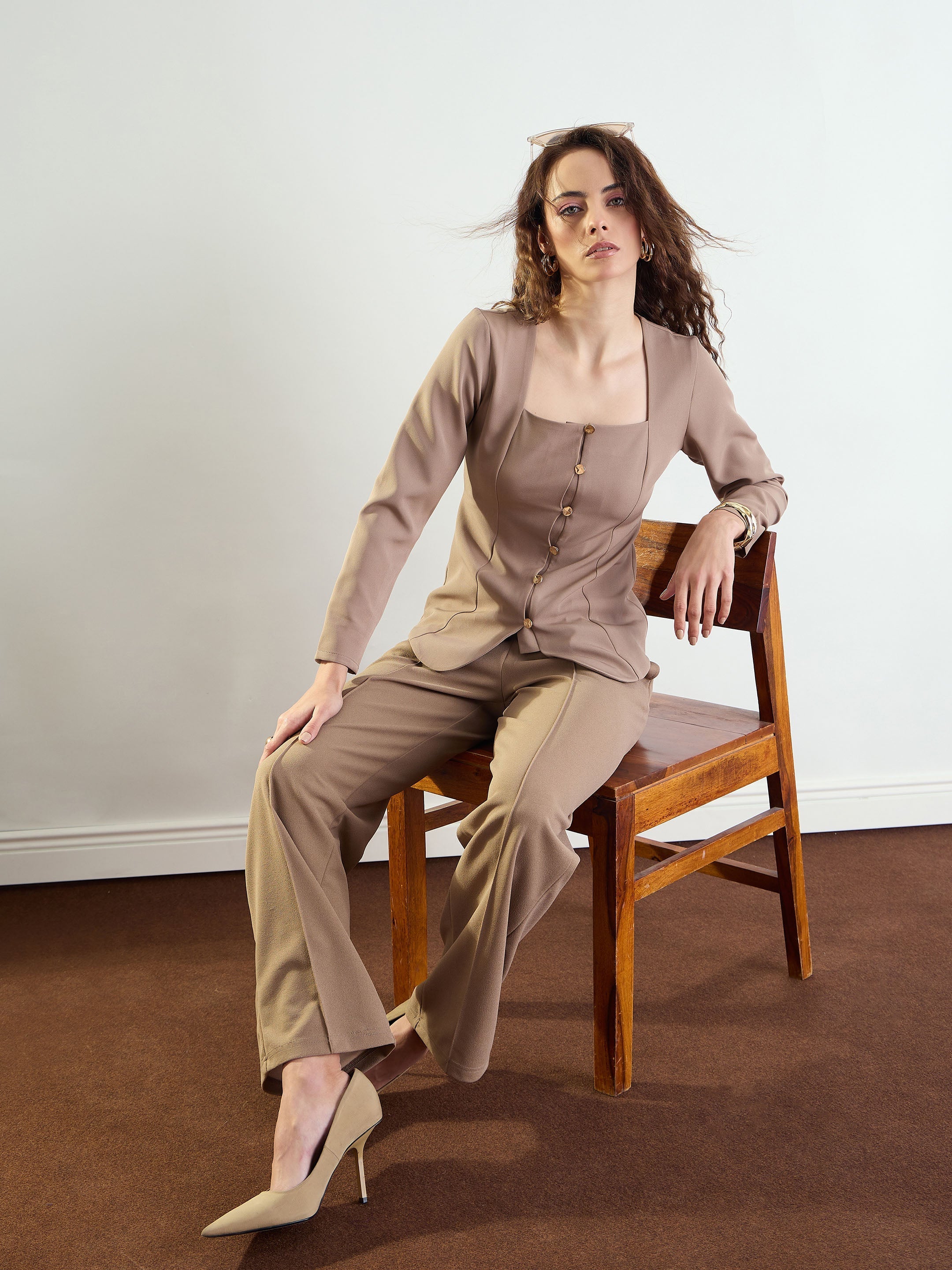 Women's Beige Front Darted Straight Fit Pants
