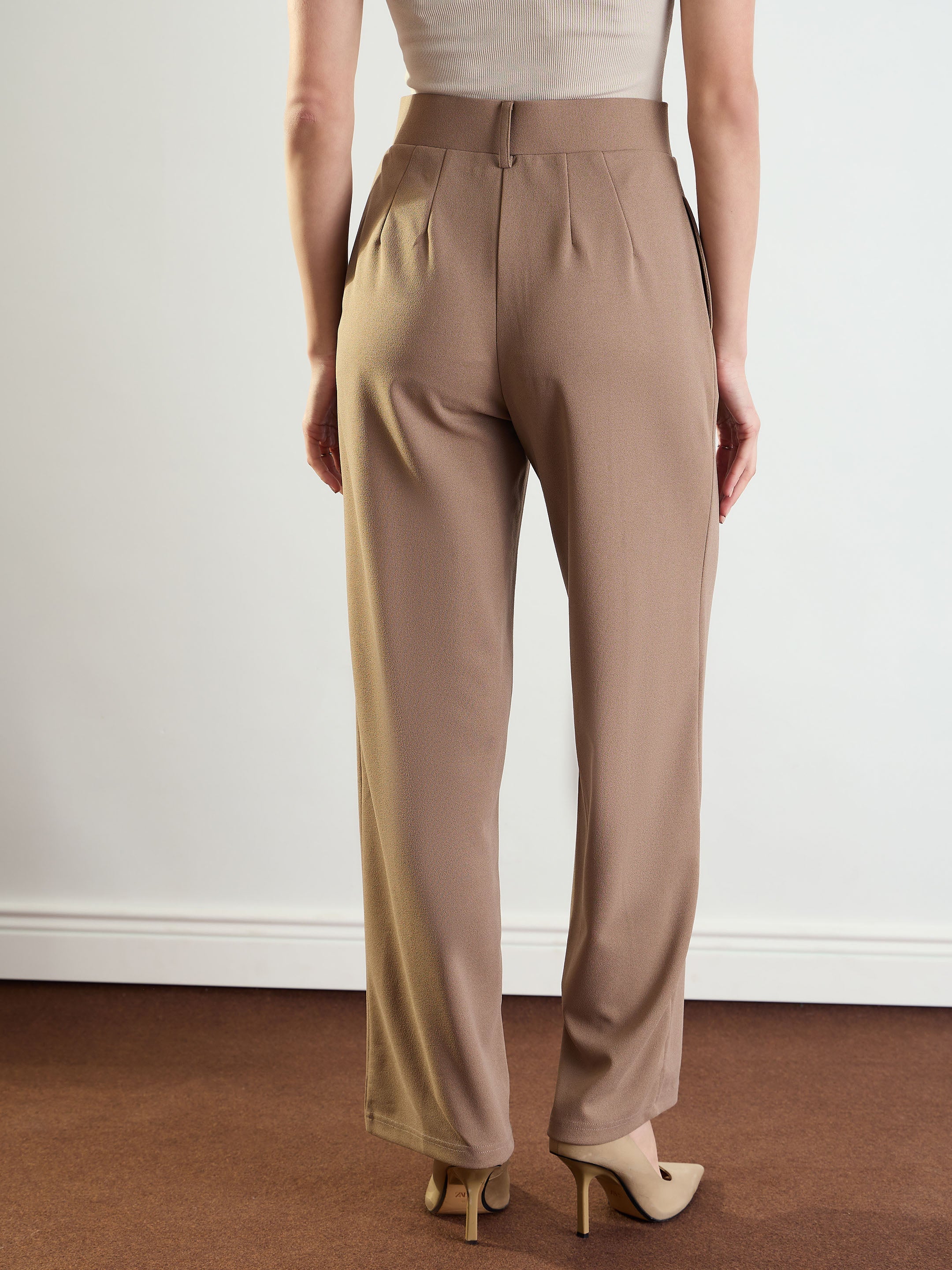 Women's Beige Front Darted Straight Fit Pants