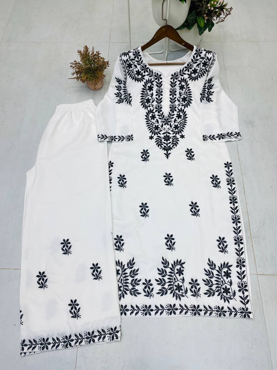 Color_White