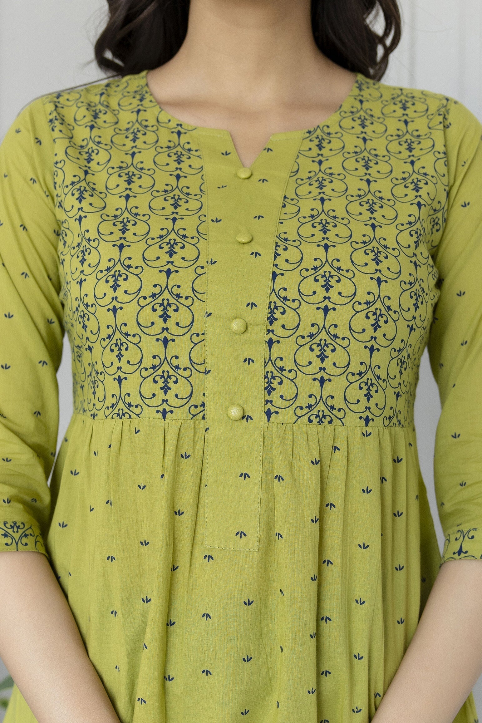 Women's Green printed 3/4th sleeve cotton tunic - Taantav