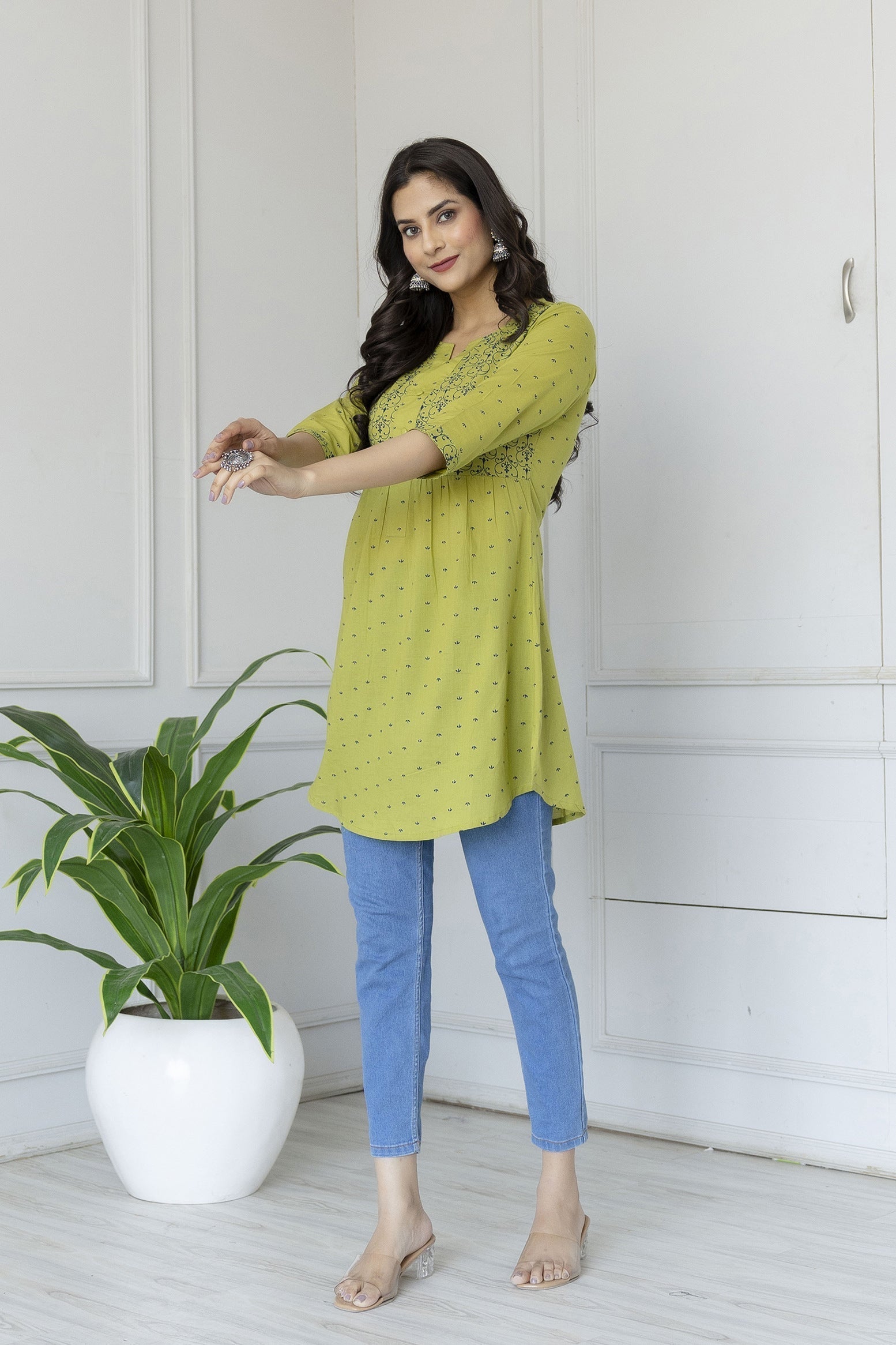 Women's Green printed 3/4th sleeve cotton tunic - Taantav