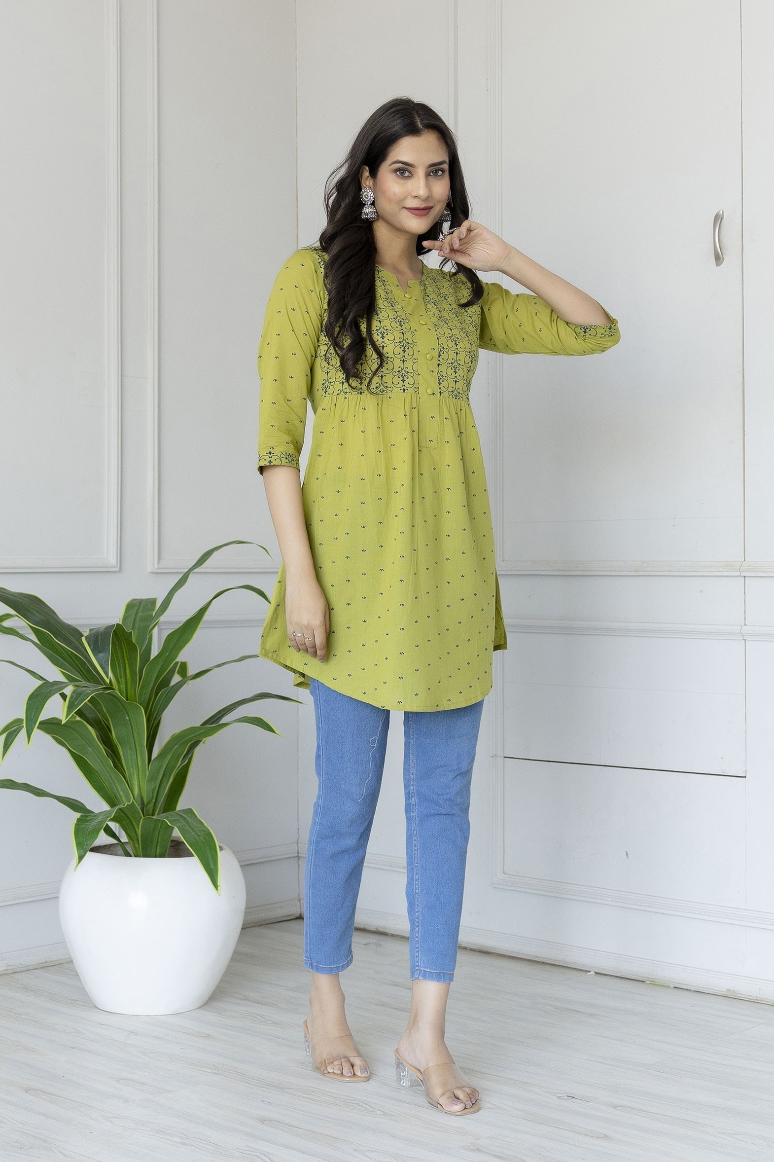 Women's Green printed 3/4th sleeve cotton tunic - Taantav