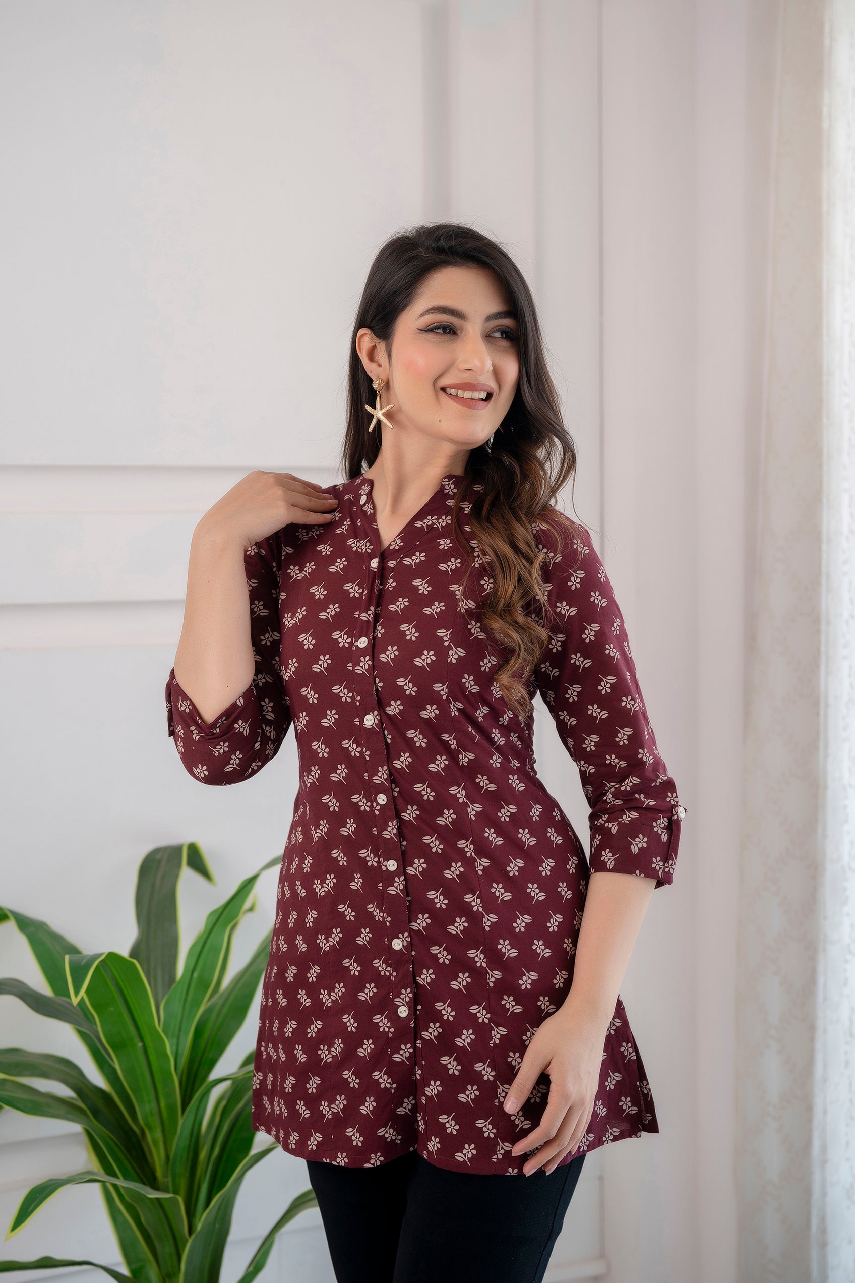 Women's Burgundy Printed Straight Tunic With Three Quarter Sleeves - Taantav