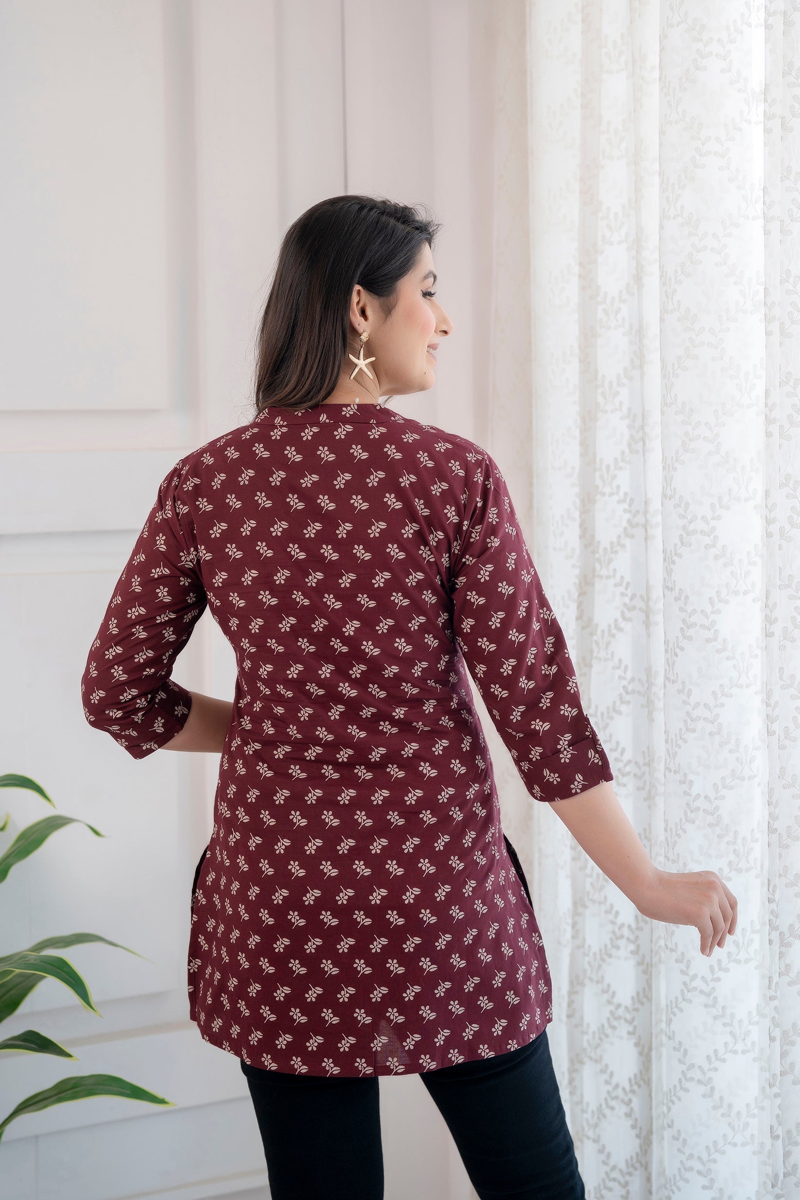 Women's Burgundy Printed Straight Tunic With Three Quarter Sleeves - Taantav