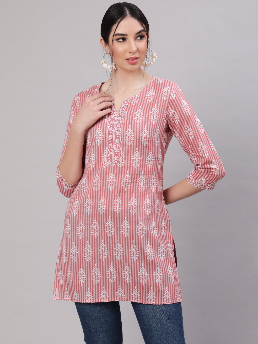 Women's Pink Straight Tunic With Three Quaretr Sleeves