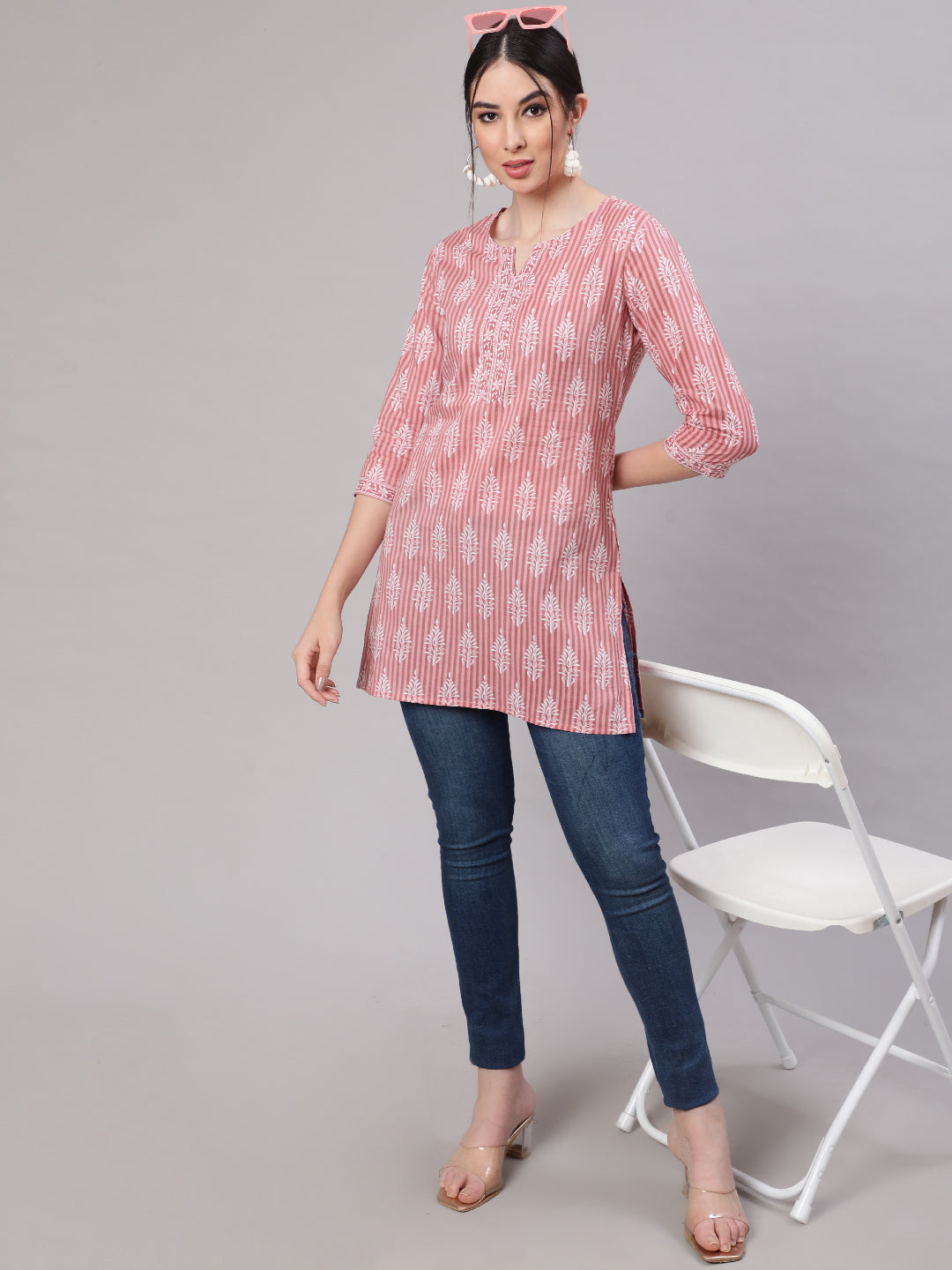 Women's Pink Straight Tunic With Three Quaretr Sleeves