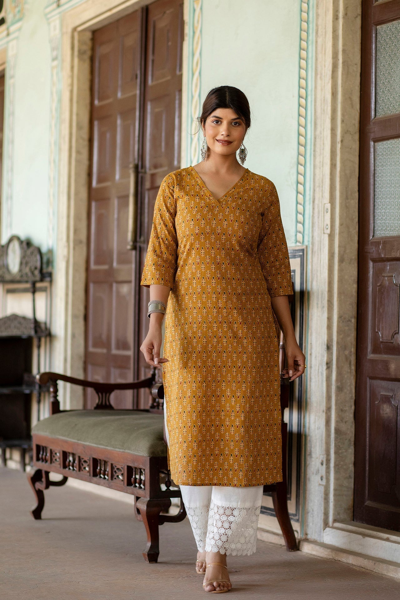 Women's Yellow Ethnic Printed Straight Kurta with Three Quarter Sleeves - Taantav