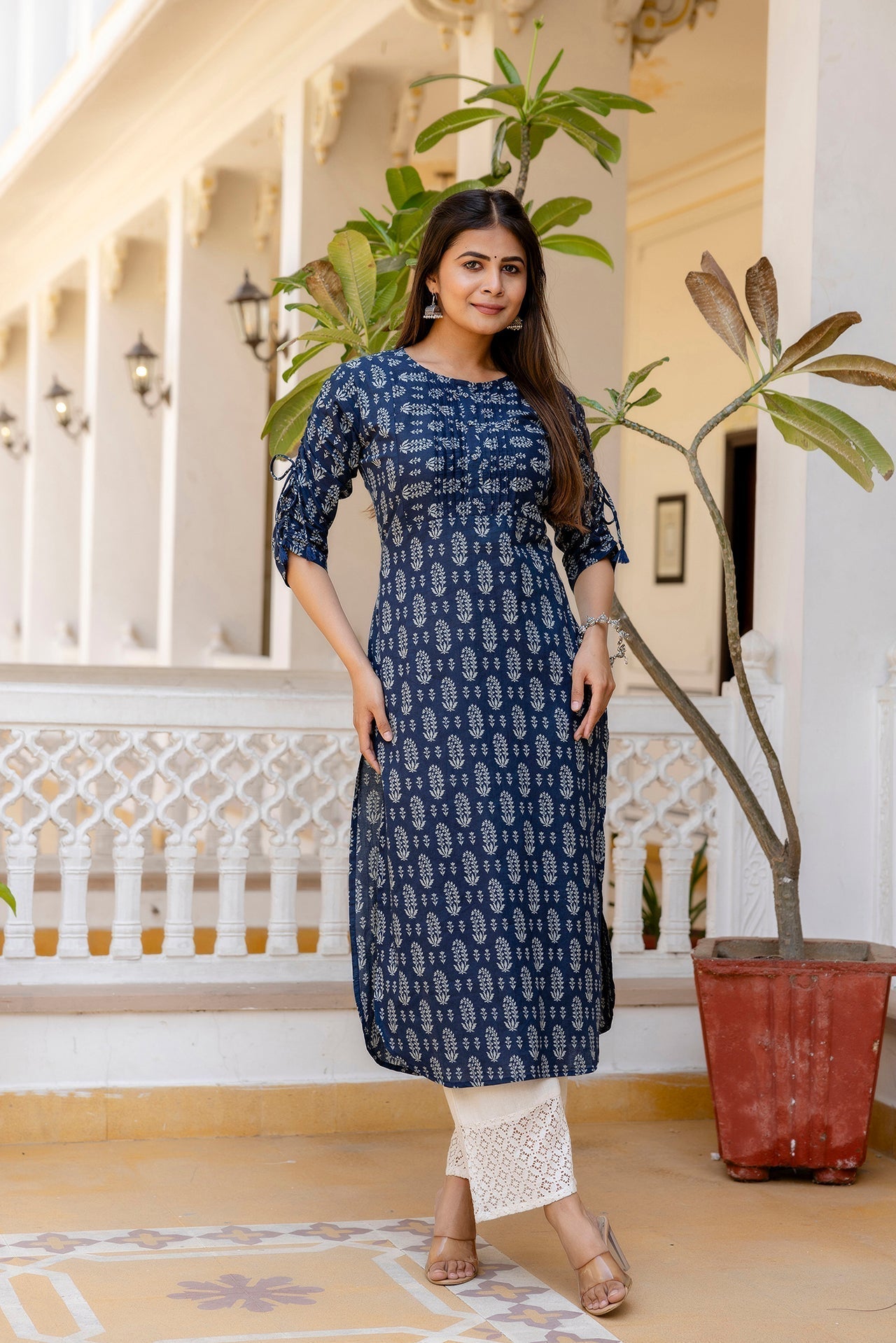 Women's Navy Blue Printed Straight Kurta with Three Quarter Sleeves - Taantav