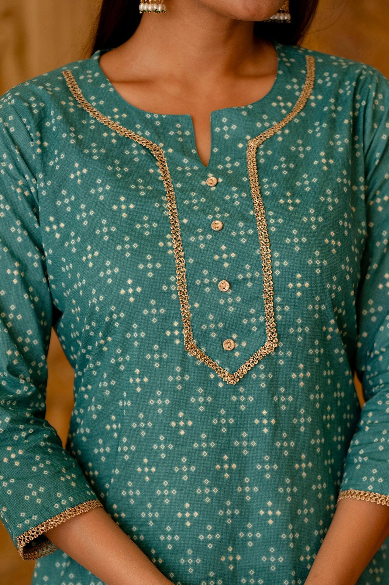 Women's Green Bandhani Printed Straight Kurta - Taantav