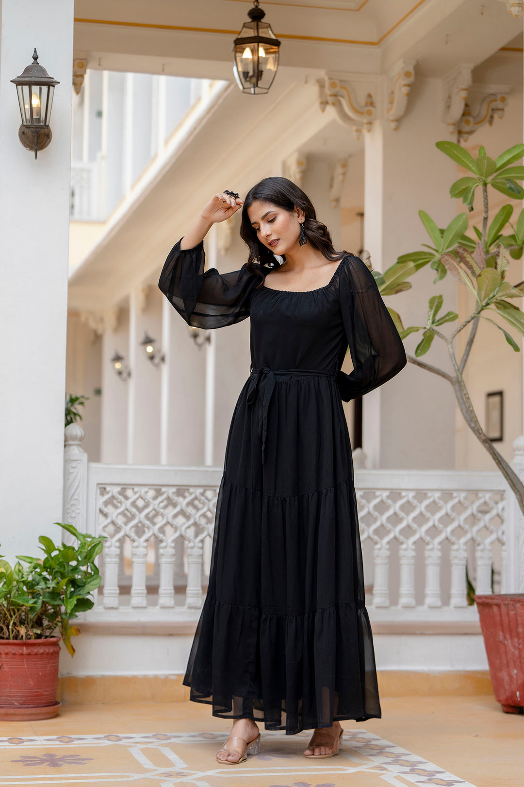 Women's Black Georgette Flared Dress - Taantav