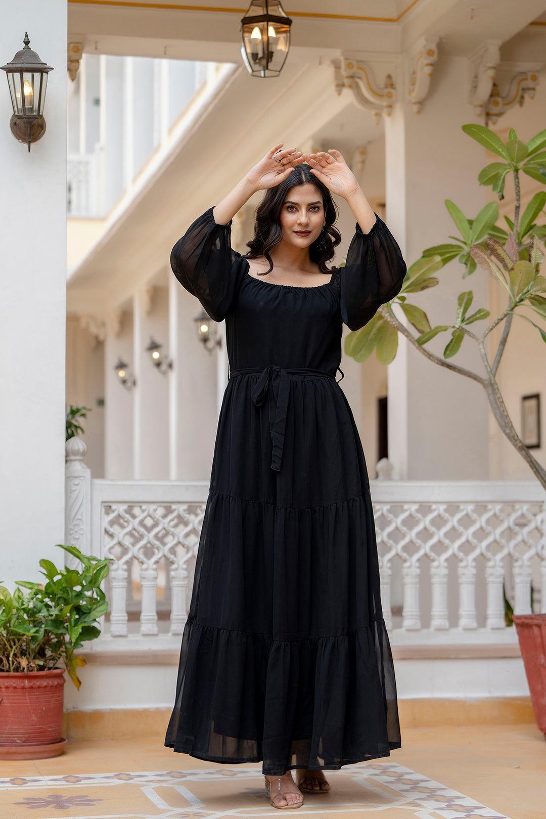 Women's Black Georgette Flared Dress - Taantav