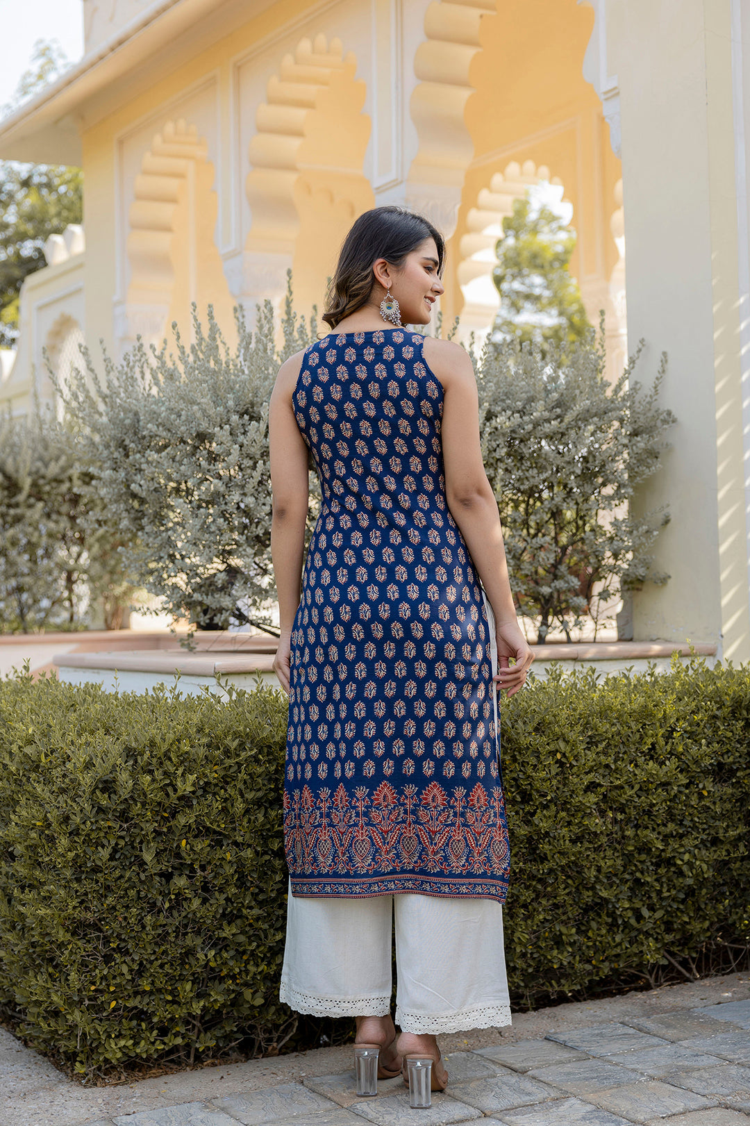 Women's Navy Blue Printed Straight Sleeveless Kurta - Taantav