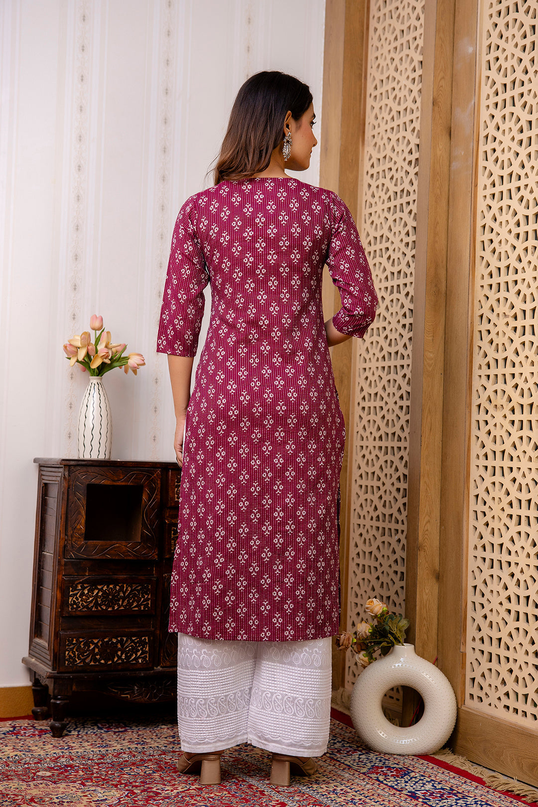 Women's Burgundy Printed Straight Kurta with Three Quarter Sleeves - Taantav