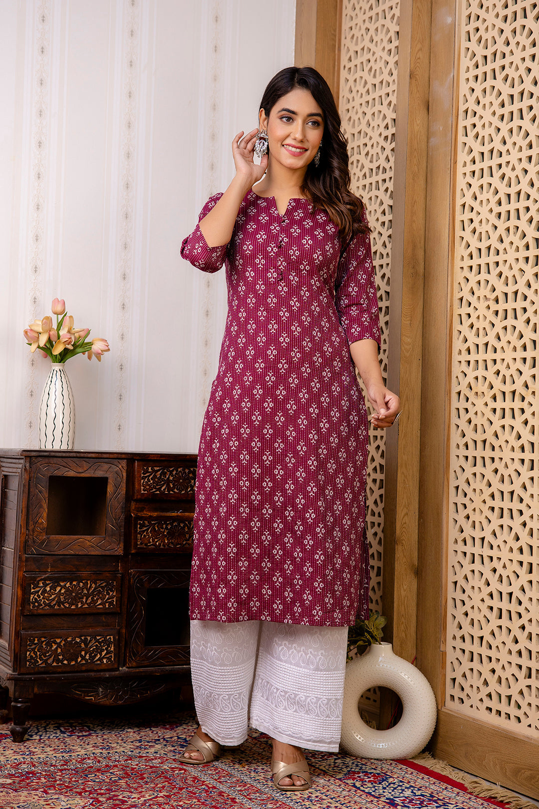 Women's Burgundy Printed Straight Kurta with Three Quarter Sleeves - Taantav