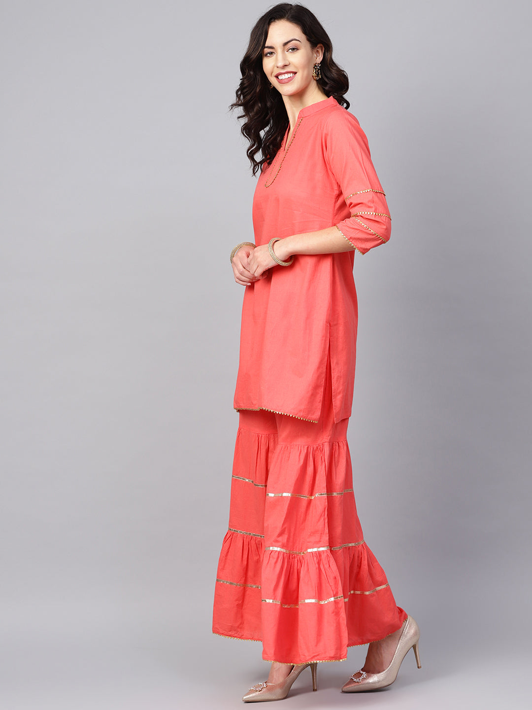 Women's Peach Solid Kurta With Sharara And