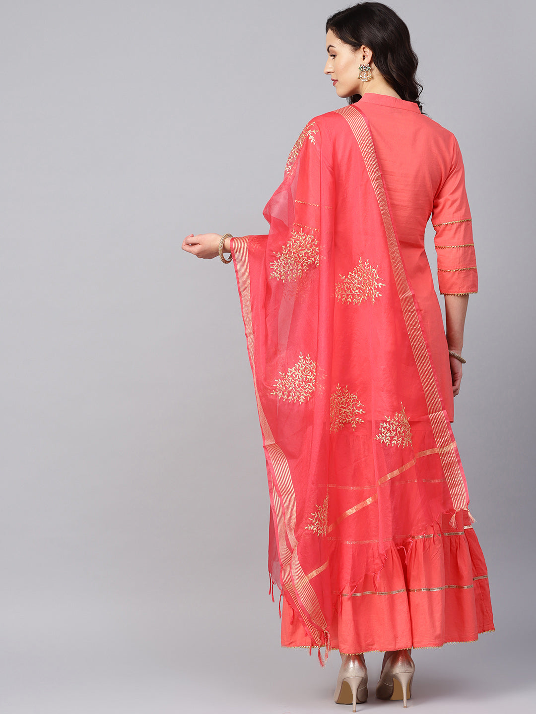 Women's Peach Solid Kurta With Sharara And