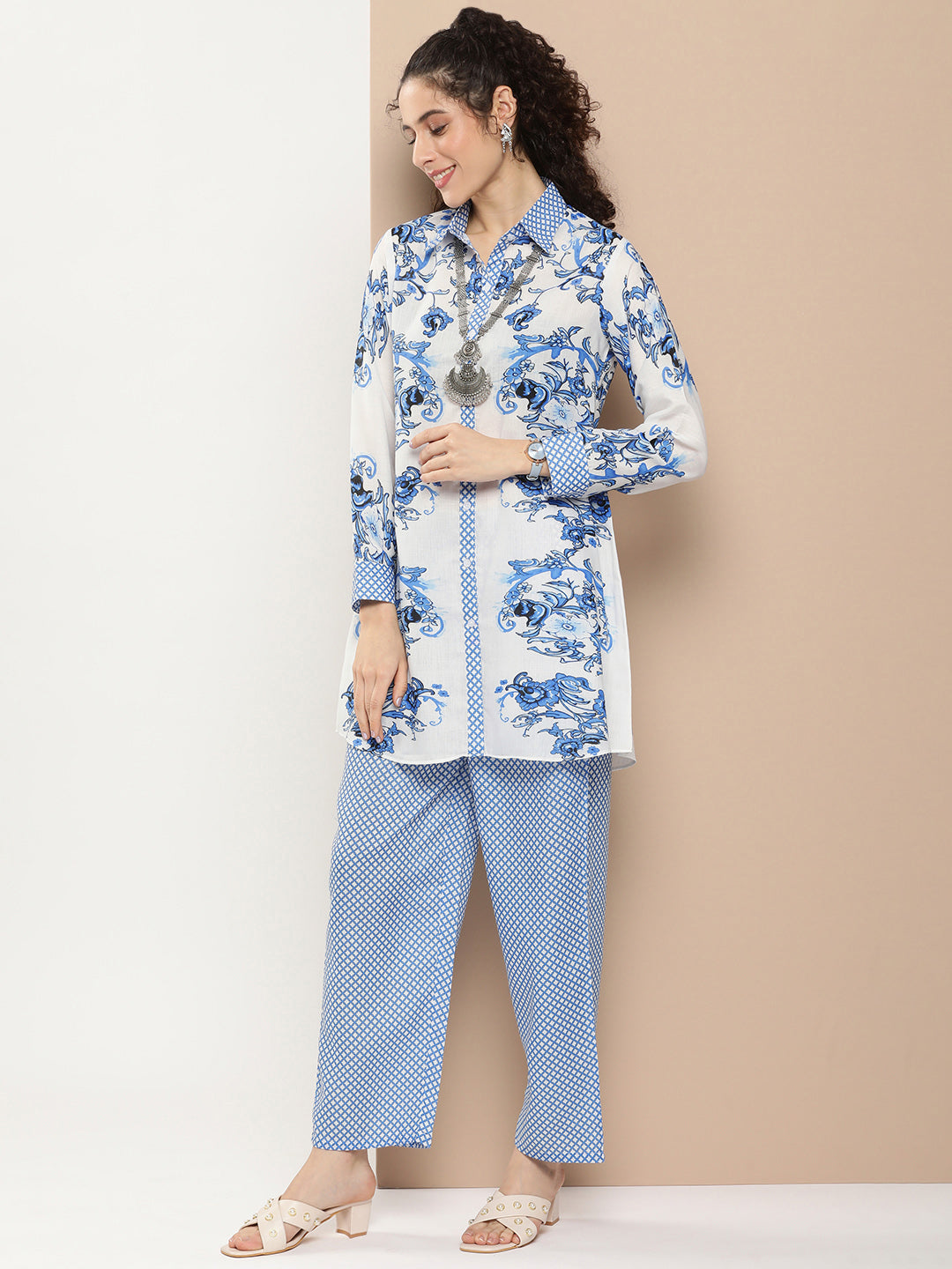 Women's Off White And Blue Floral Print Kurta With Printed Pants - Bhama Couture