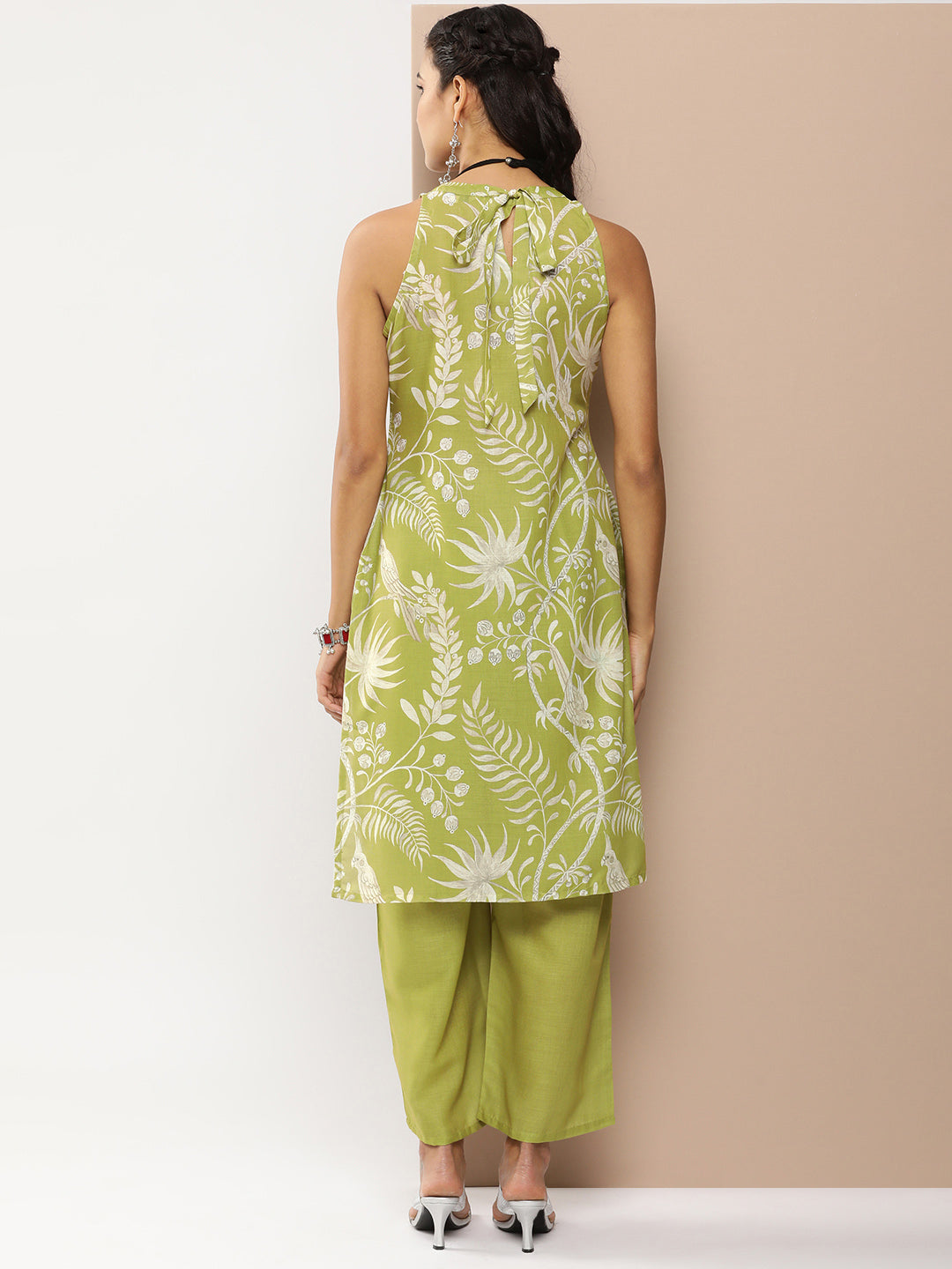 Women's Olive Green Floral Print Kurta With Olive Green Solid Palazzo - Bhama Couture