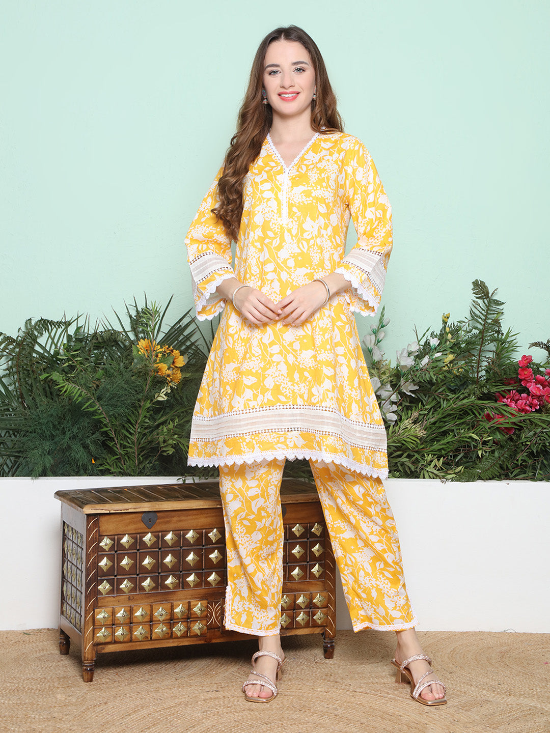 Color_yellow