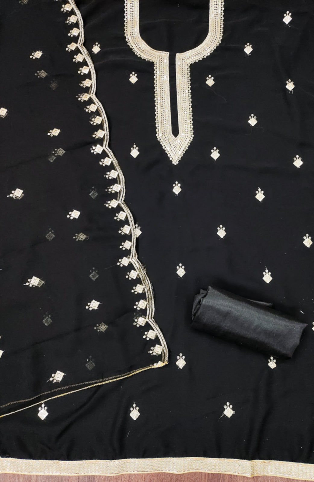 Color_Black