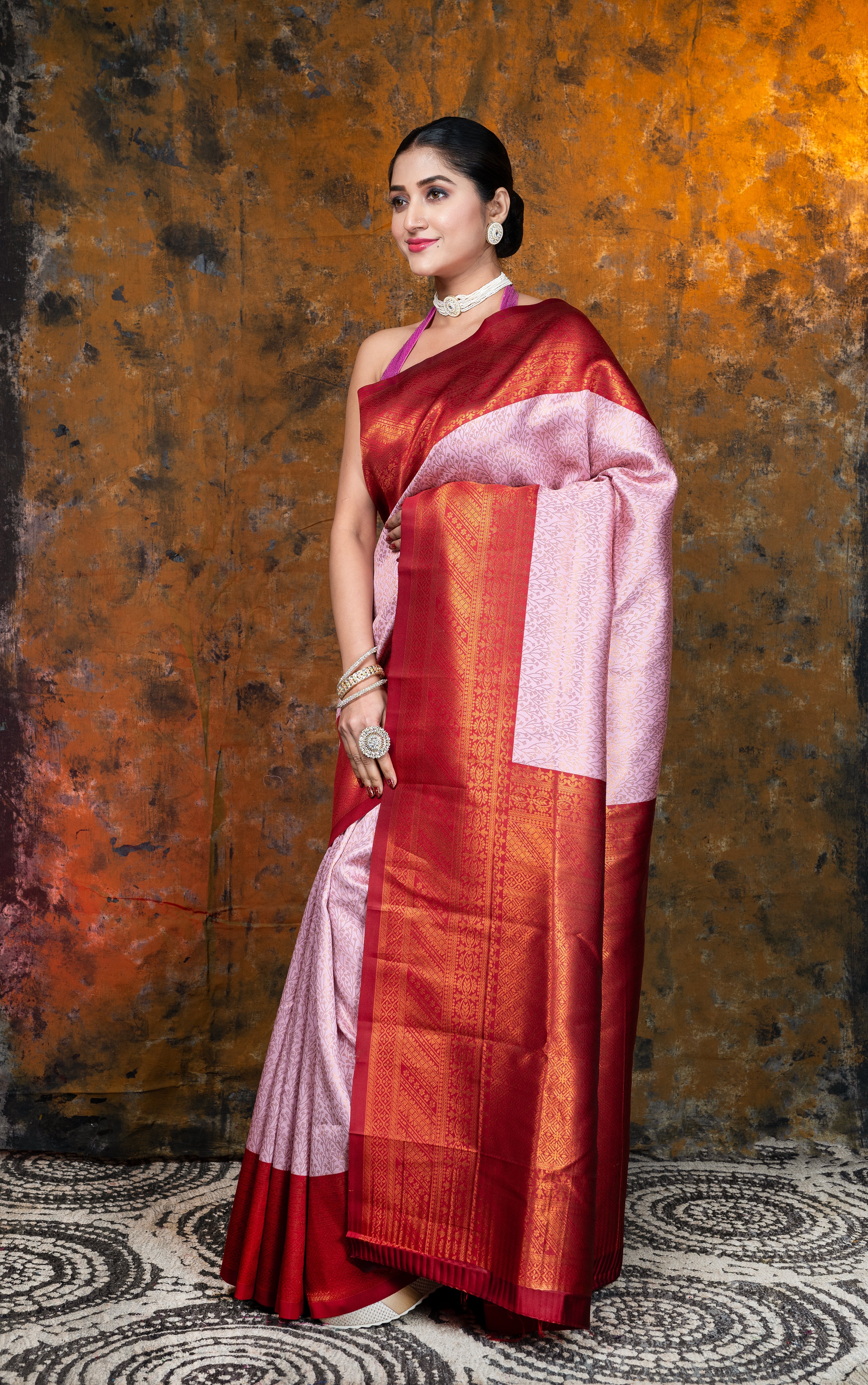 Women's Pink Kanjivaram Soft Silk Saree With Copper Woven Motifs And Red Border Pallu - Aanika