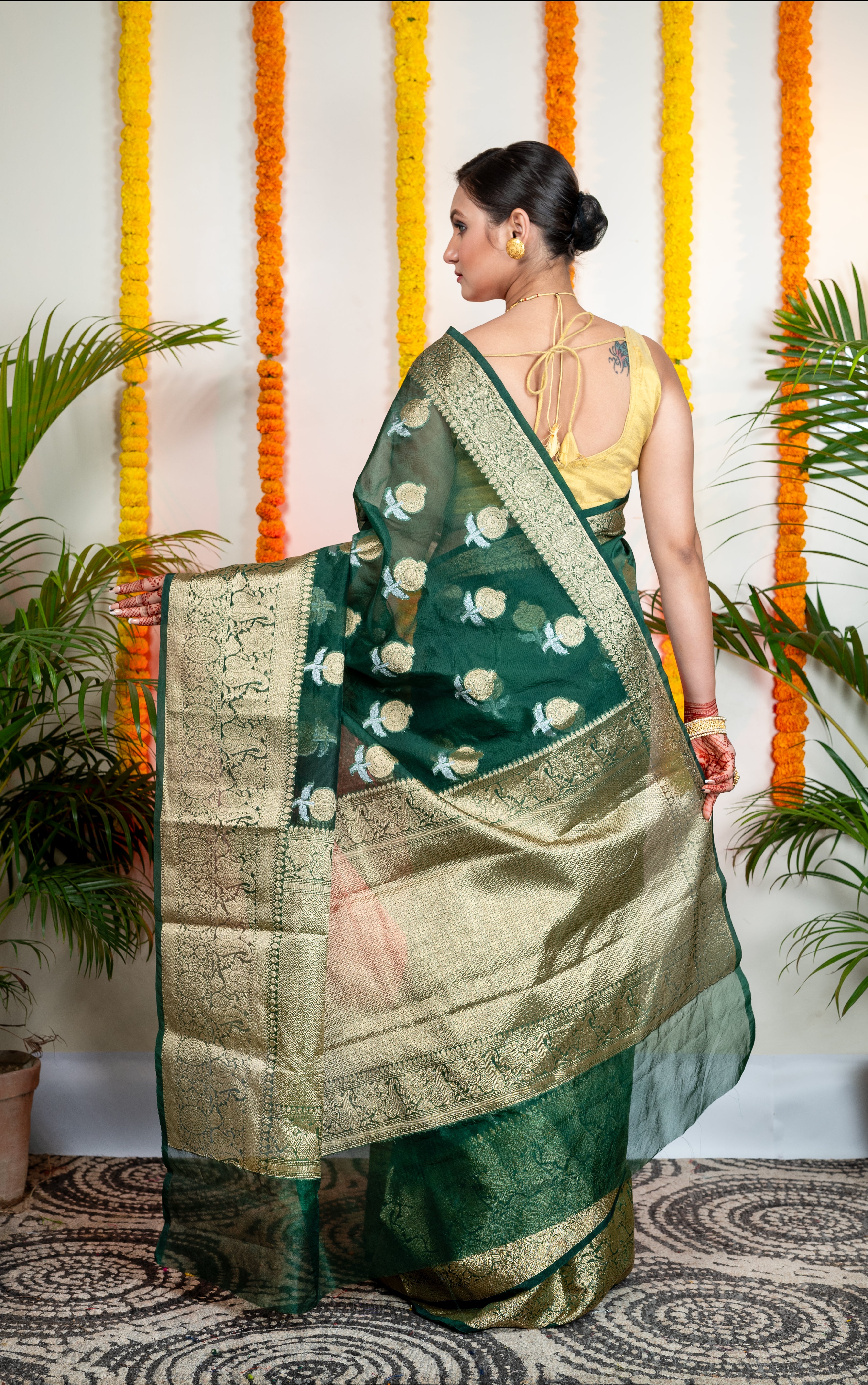 Women's Green Organza Silk Saree With Zari Border And Floral Motifs - Aanika