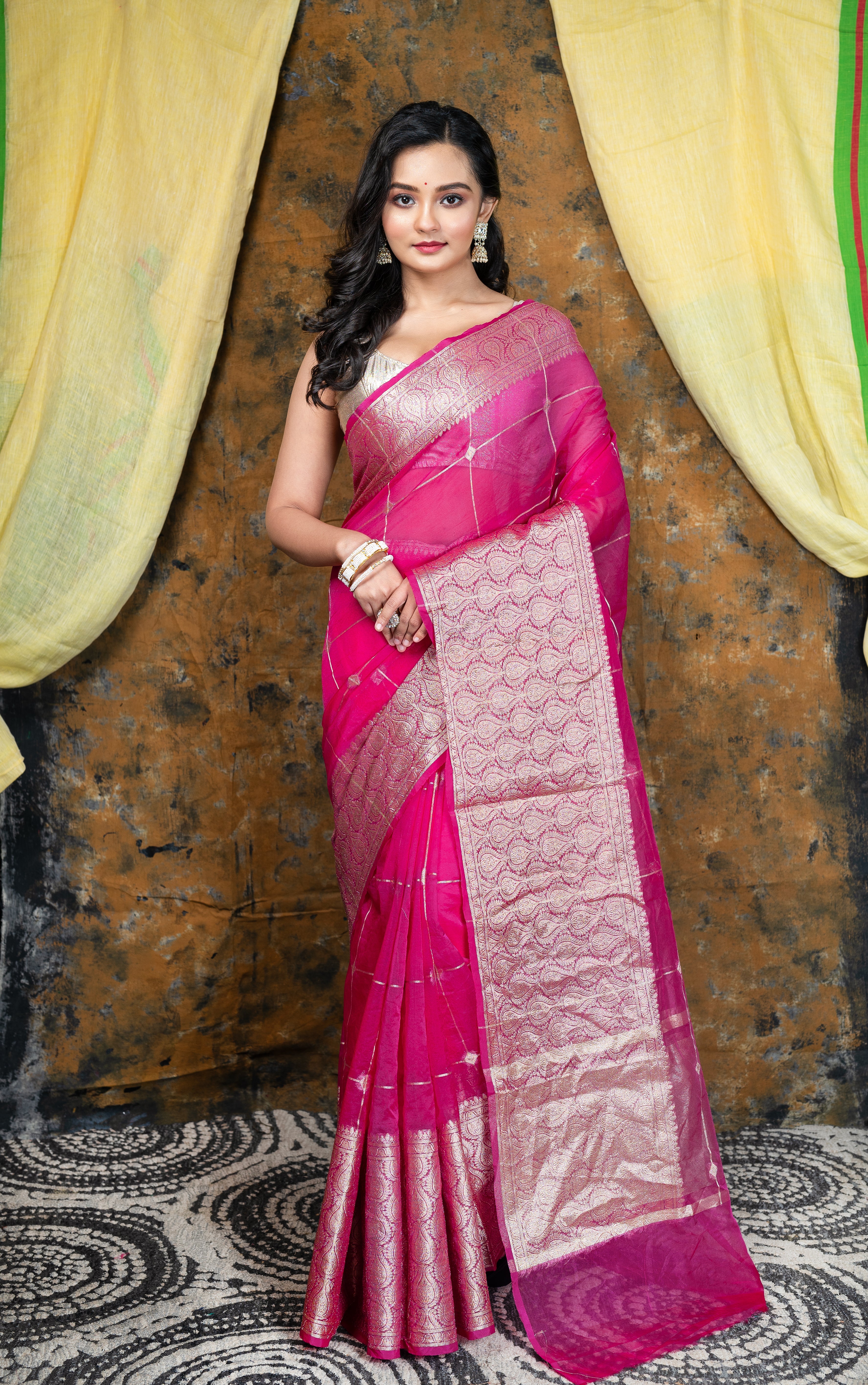 Women's Pink Organza Saree With Square Motifs And Ambi Jaal Border - Aanika