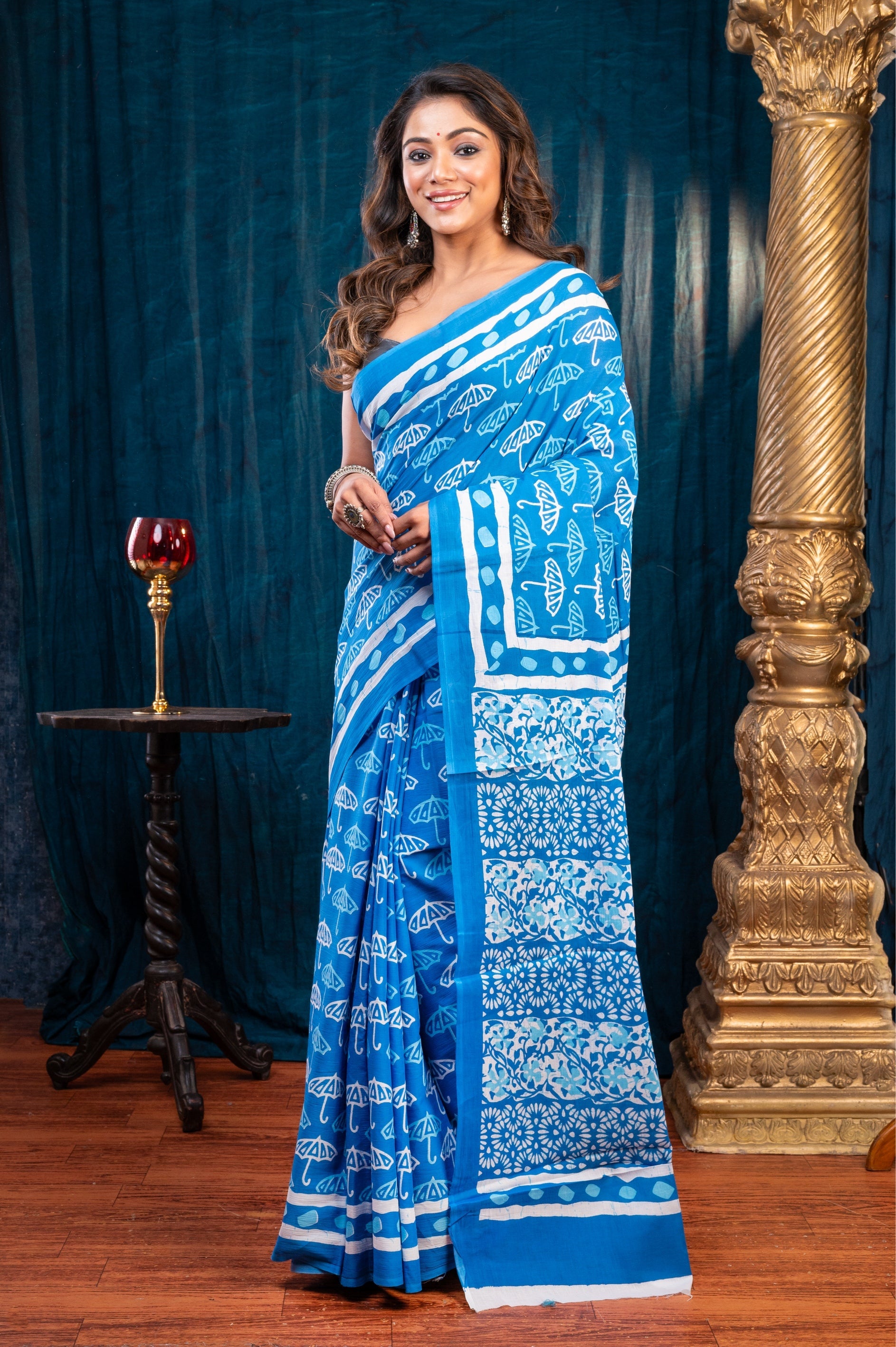 Women's Blue Pure Bagru Malmal Cotton Saree With Umbrella Print - Aanika