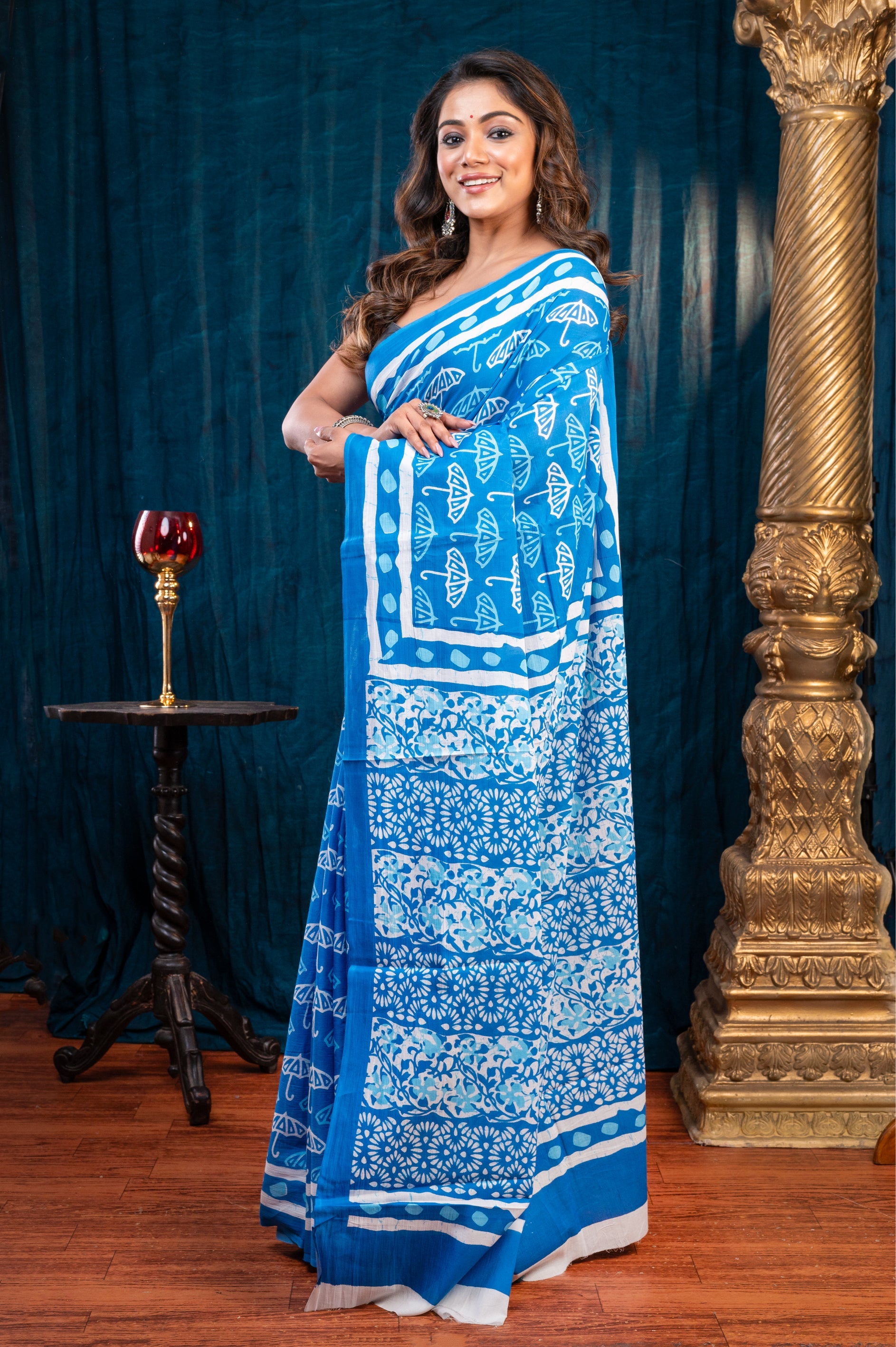 Women's Blue Pure Bagru Malmal Cotton Saree With Umbrella Print - Aanika