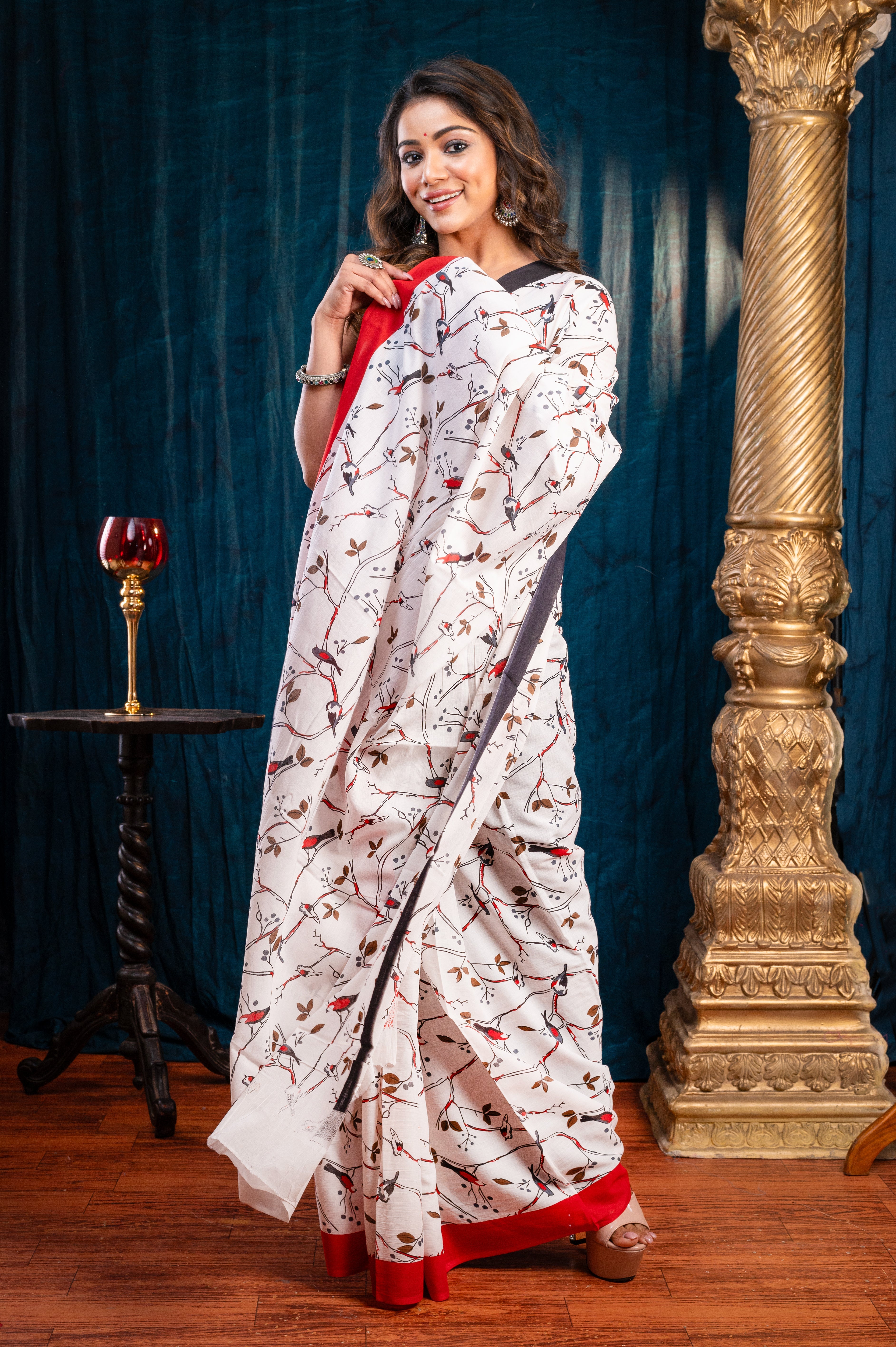 Women's Off-white Pure Bagru Malmal Cotton Saree With Dual Border And Bird Print - Aanika