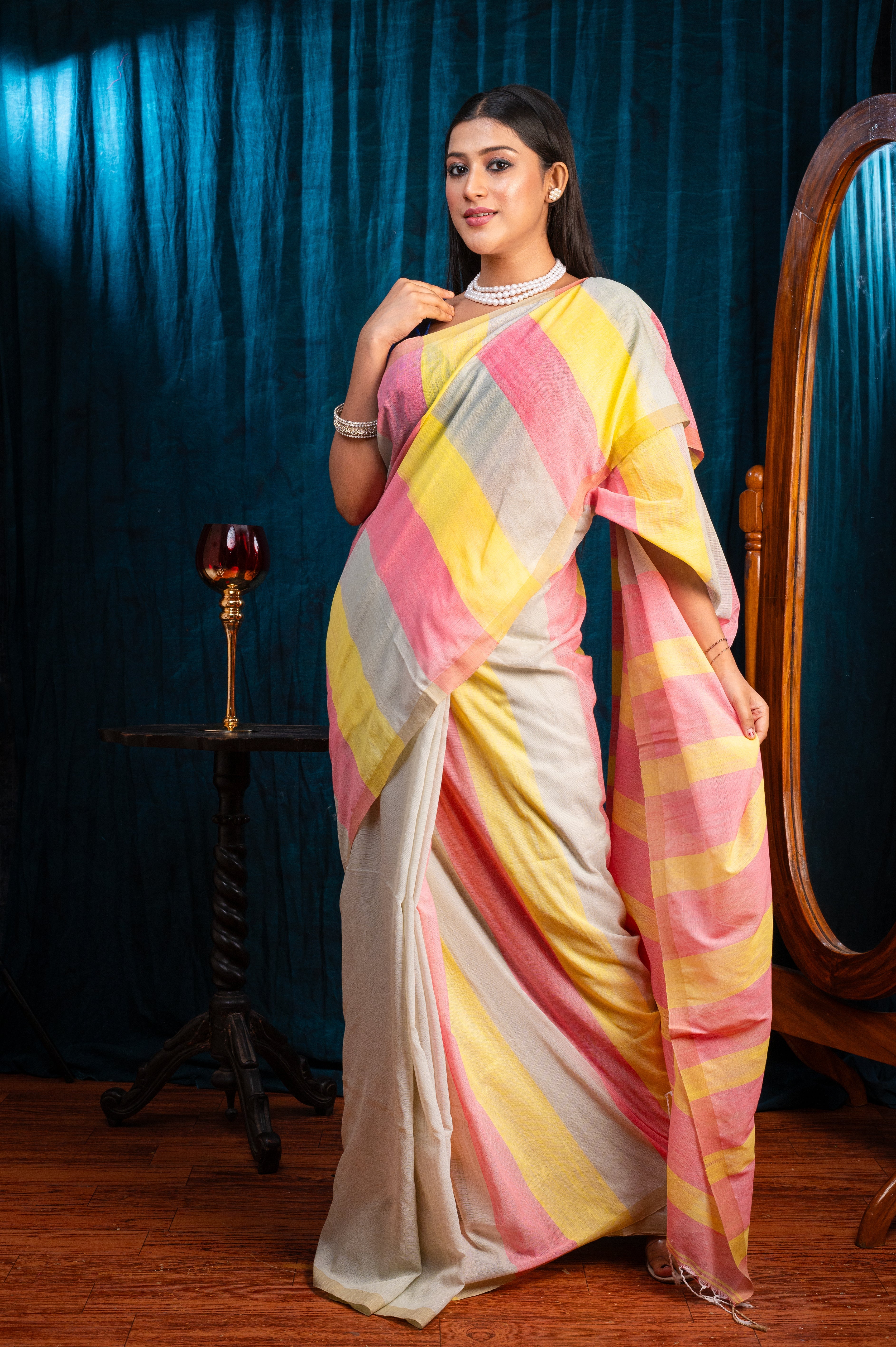 Women's Multicolor Handloom Cotton Saree - Aanika