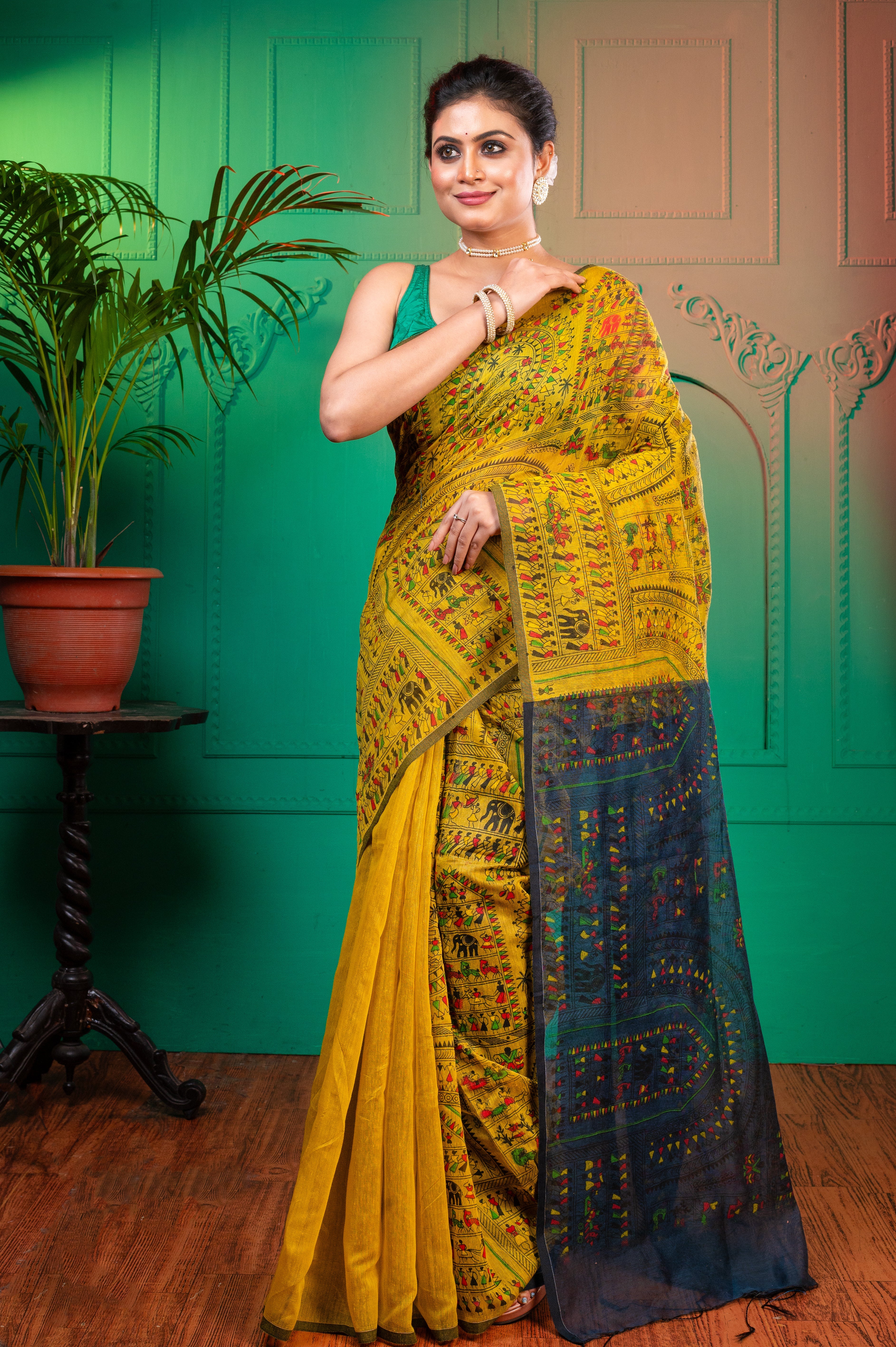 Women's Yellow And Grey Blended Cotton Saree With Warli Motifs - Aanika