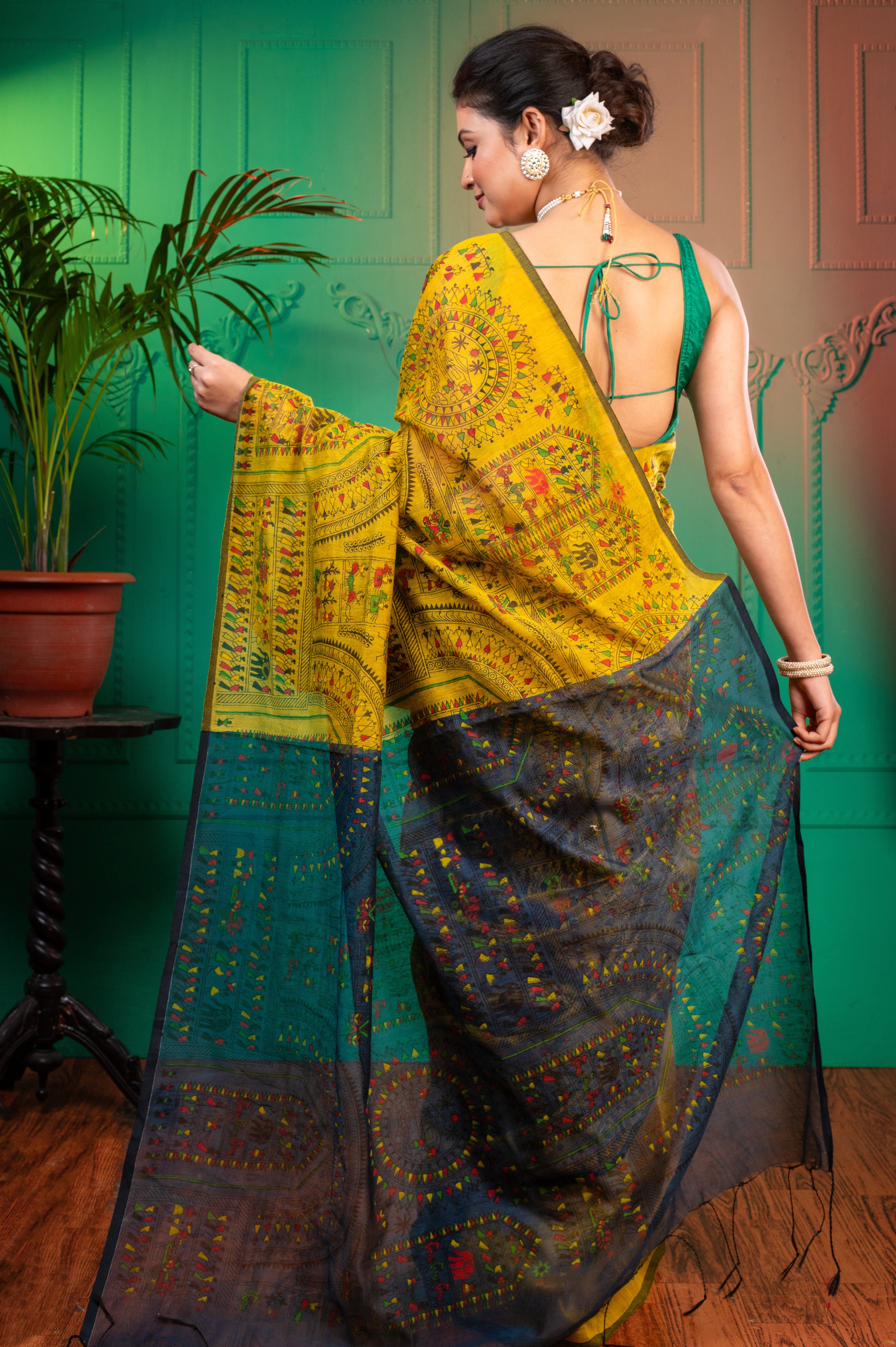 Women's Yellow And Grey Blended Cotton Saree With Warli Motifs - Aanika