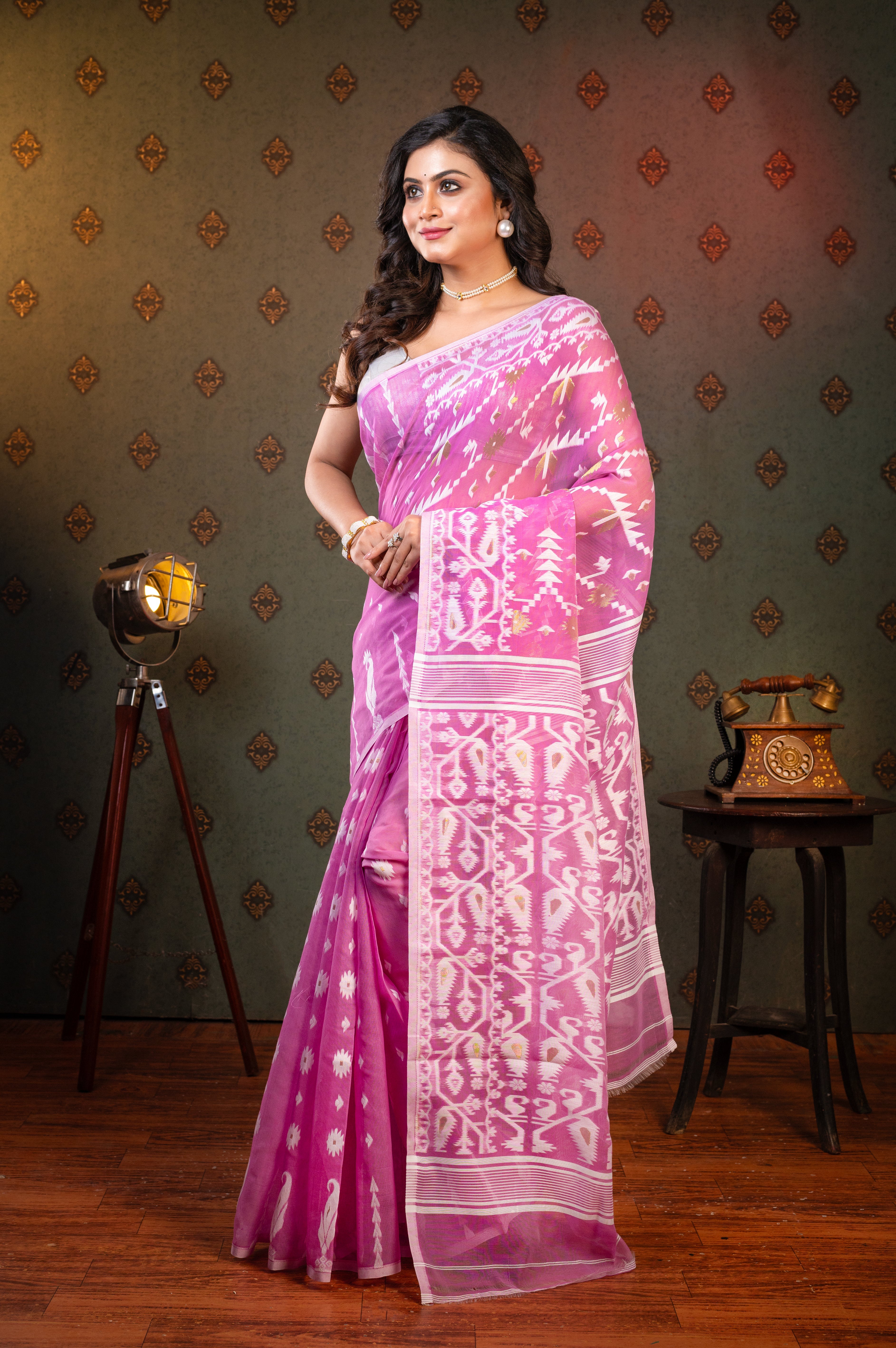 Women's Purple Cotton Jamdani Saree With Off-white And Golden Woven Motifs - Aanika