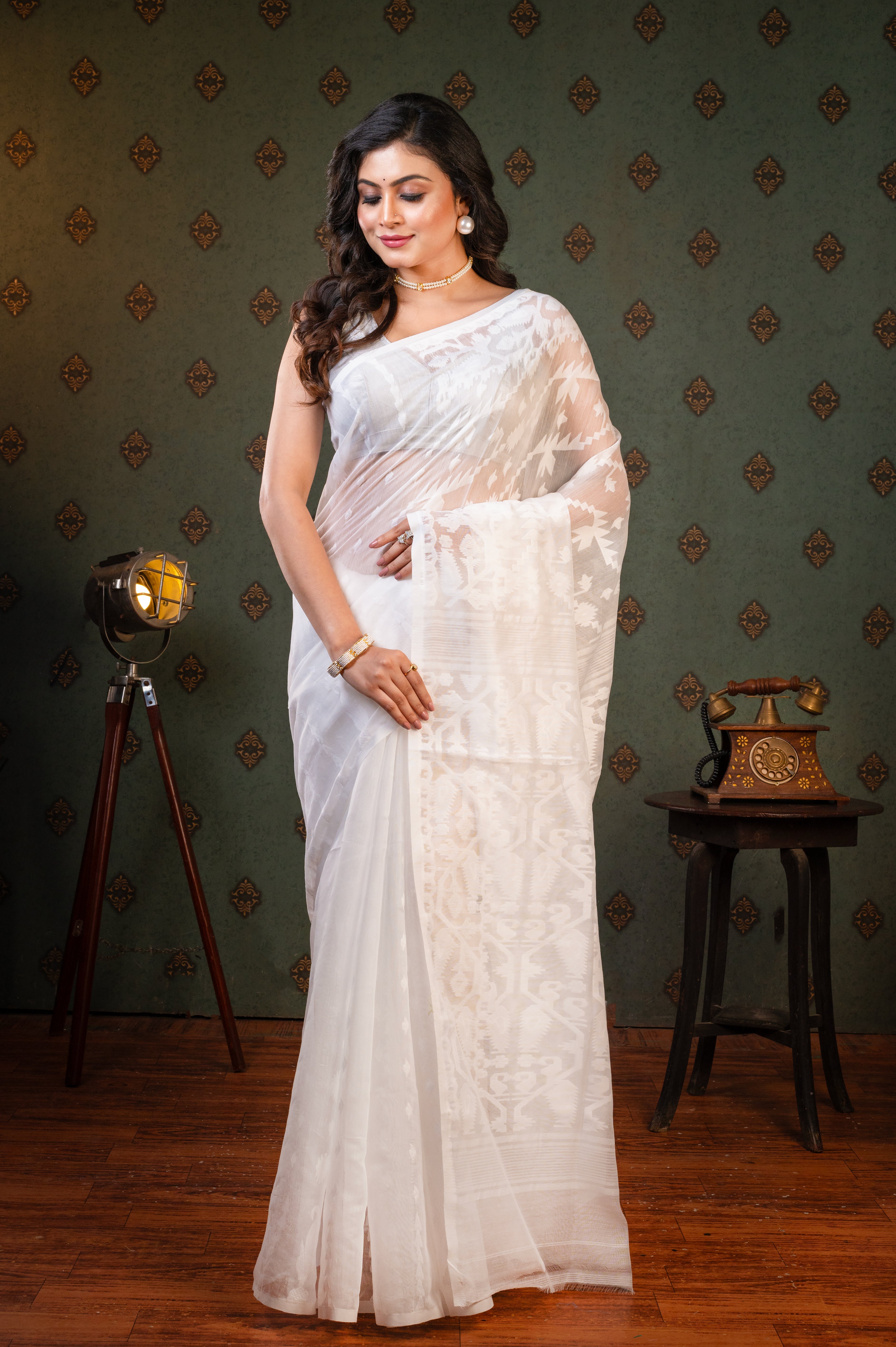 Women's White Cotton Jamdani Saree - Aanika