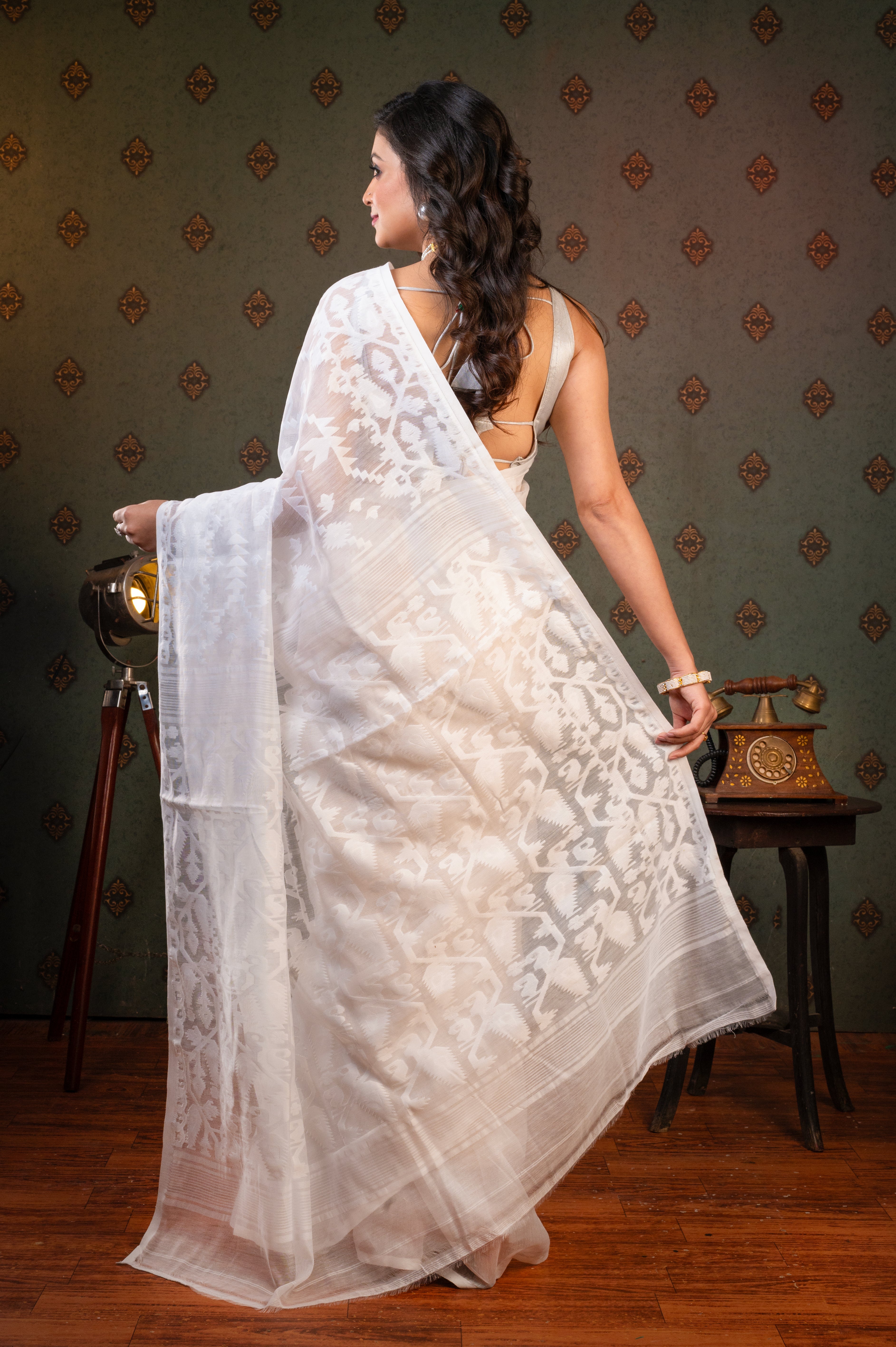 Women's White Cotton Jamdani Saree - Aanika