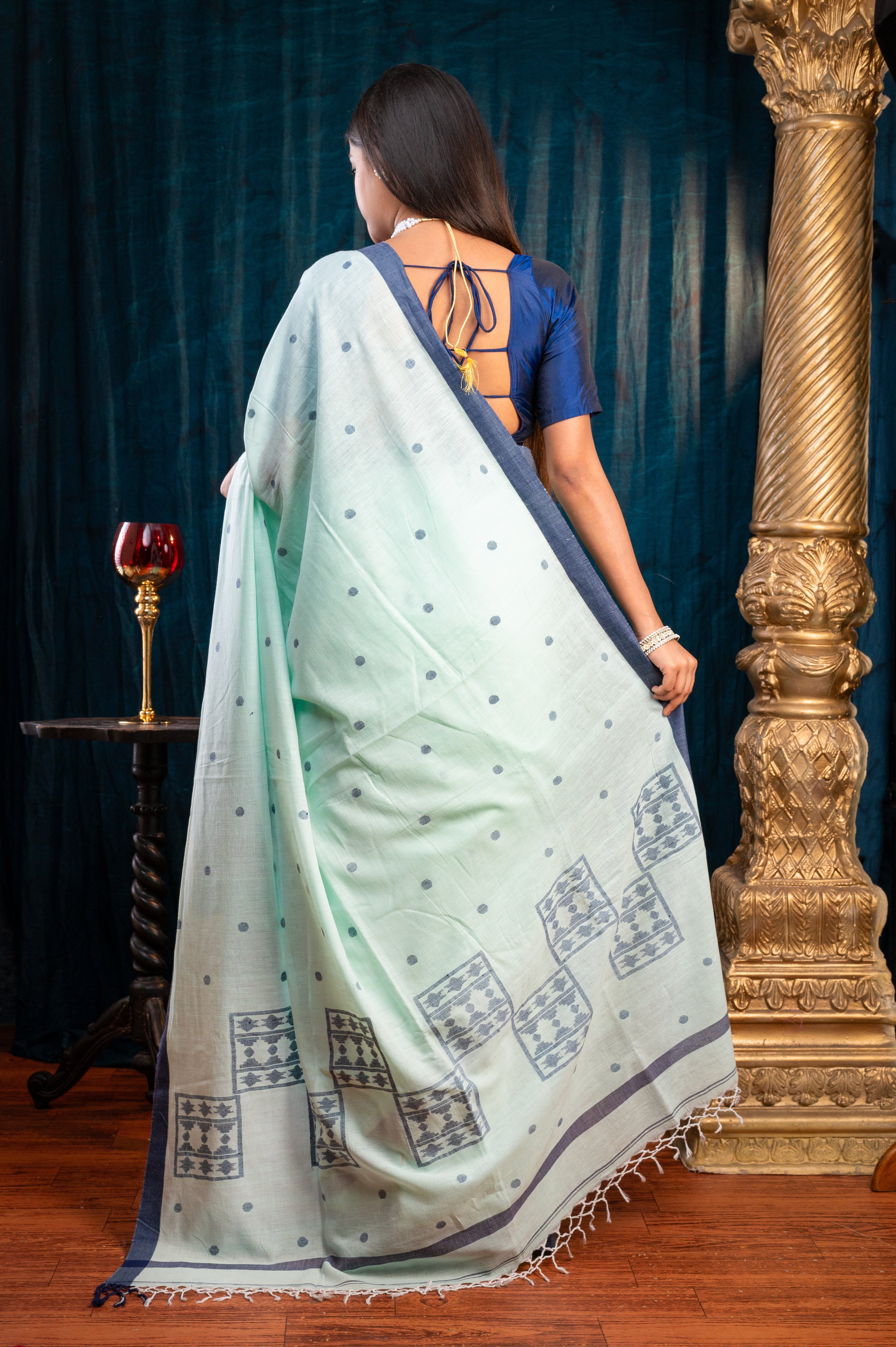 Women's Sea Green Pure Handloom Cotton Saree With Blue Polka Dots And Border - Aanika